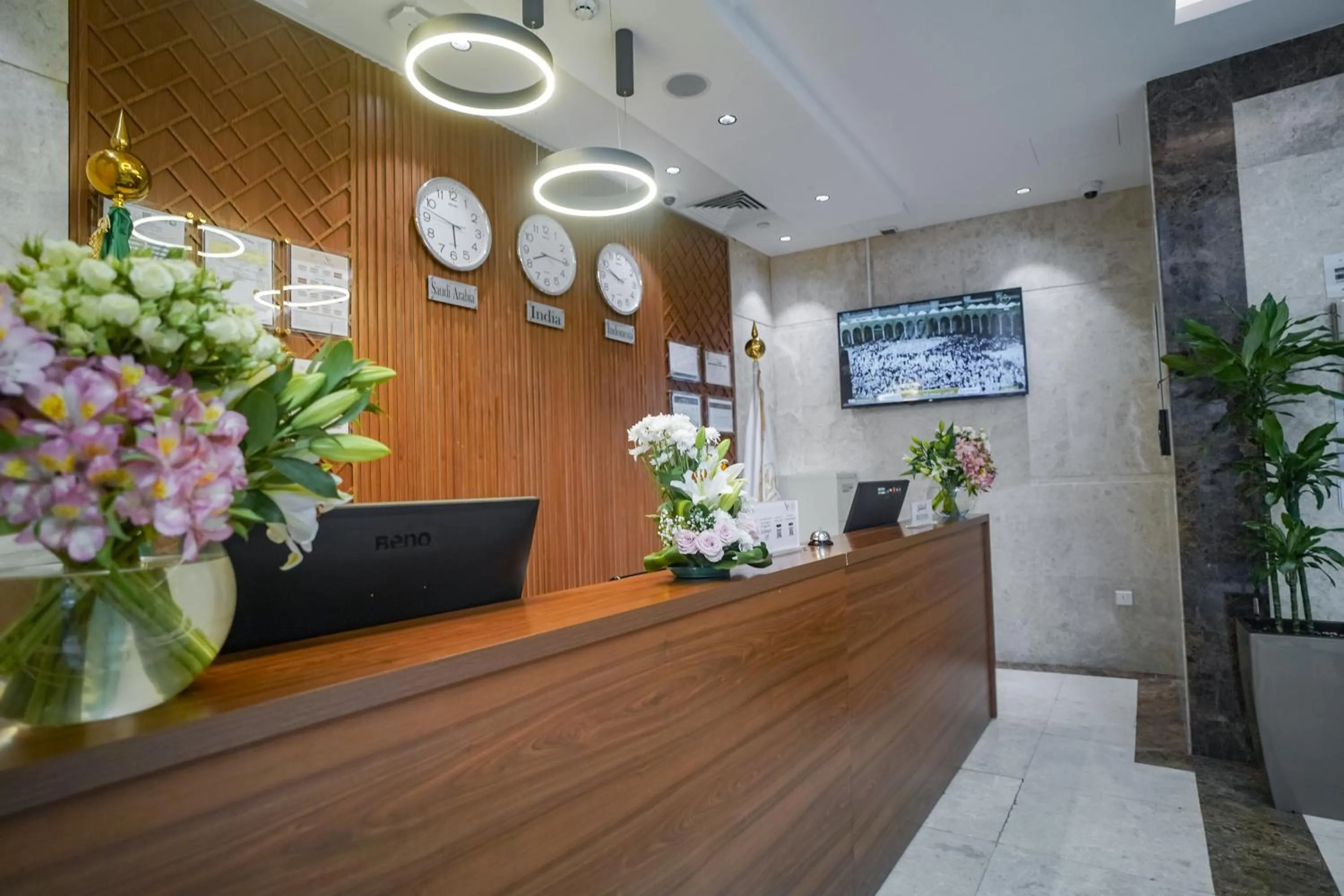 TV and multimedia in Worth Elite Hotel