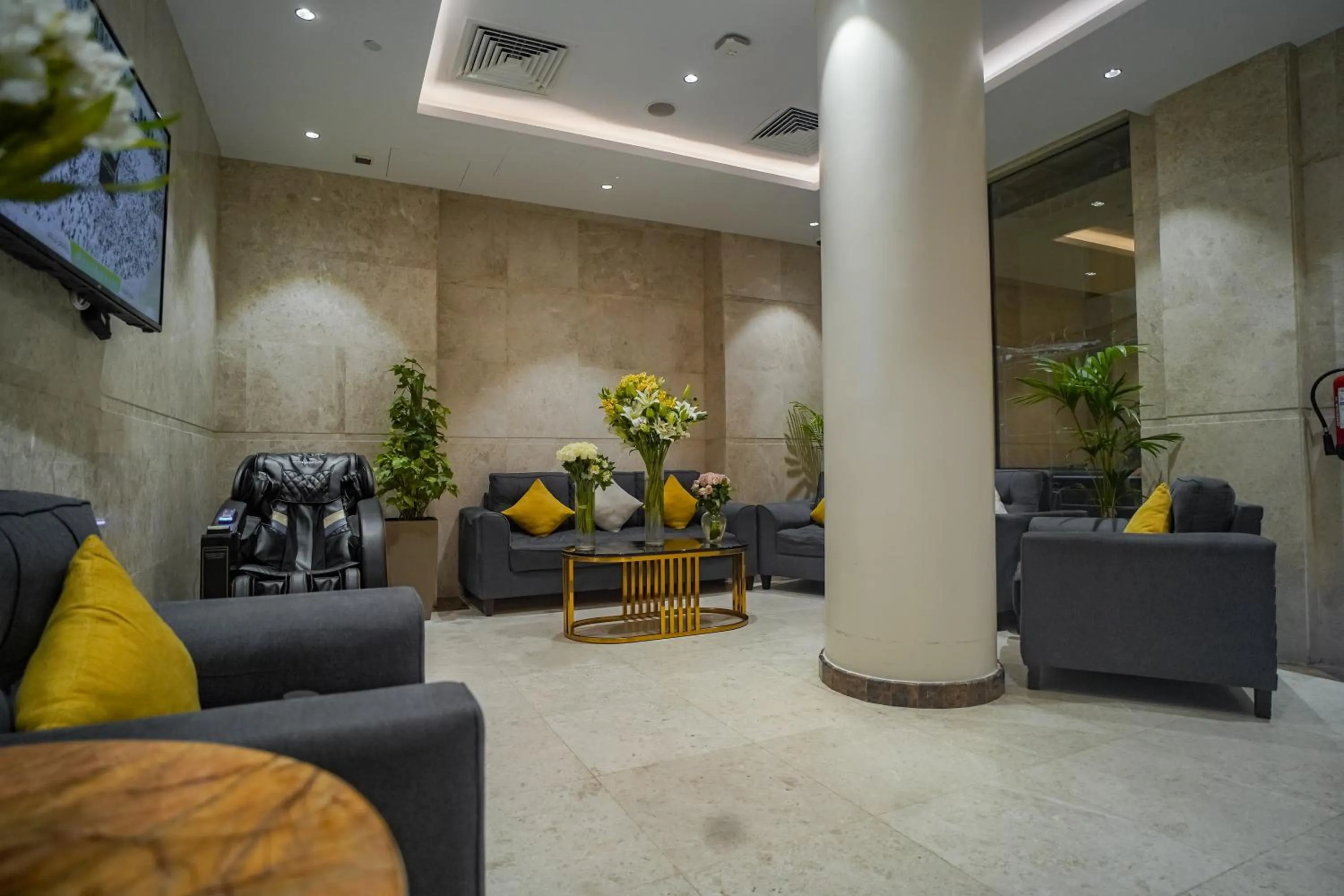 Seating area in Worth Elite Hotel