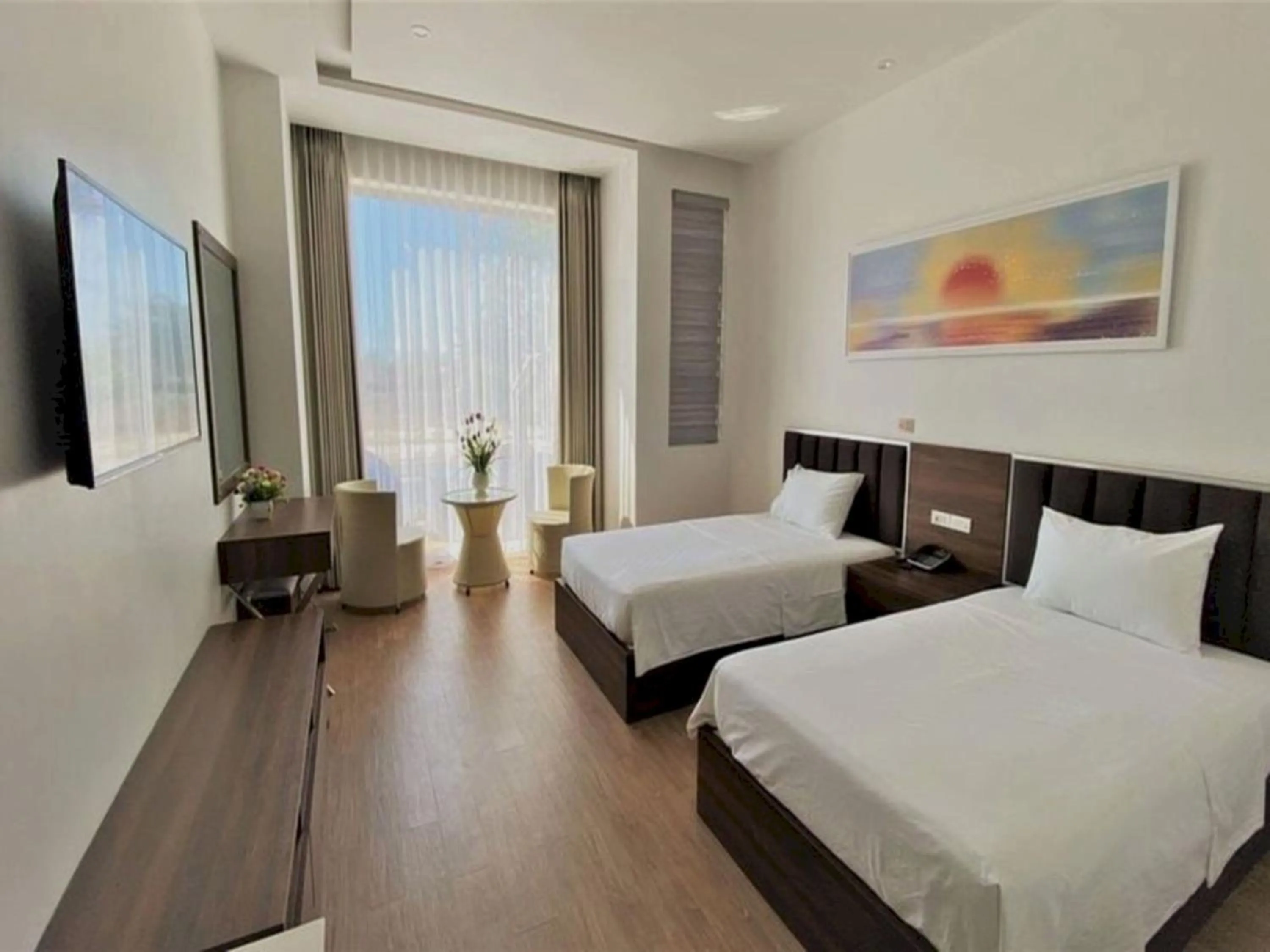 Capital O 1194 Bee Hotel