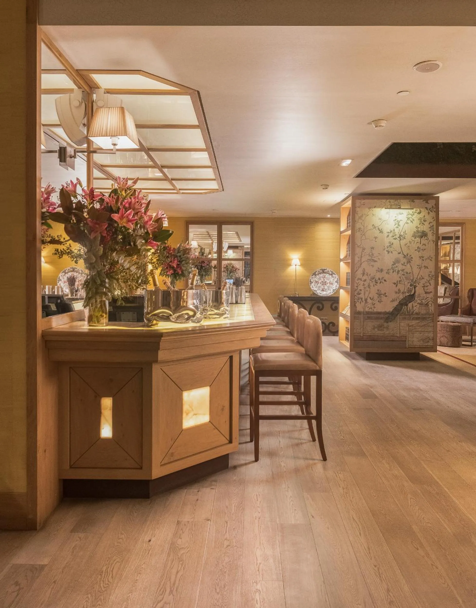 Lounge or bar in URSO Hotel & Spa, a Small Luxury Hotel of the World