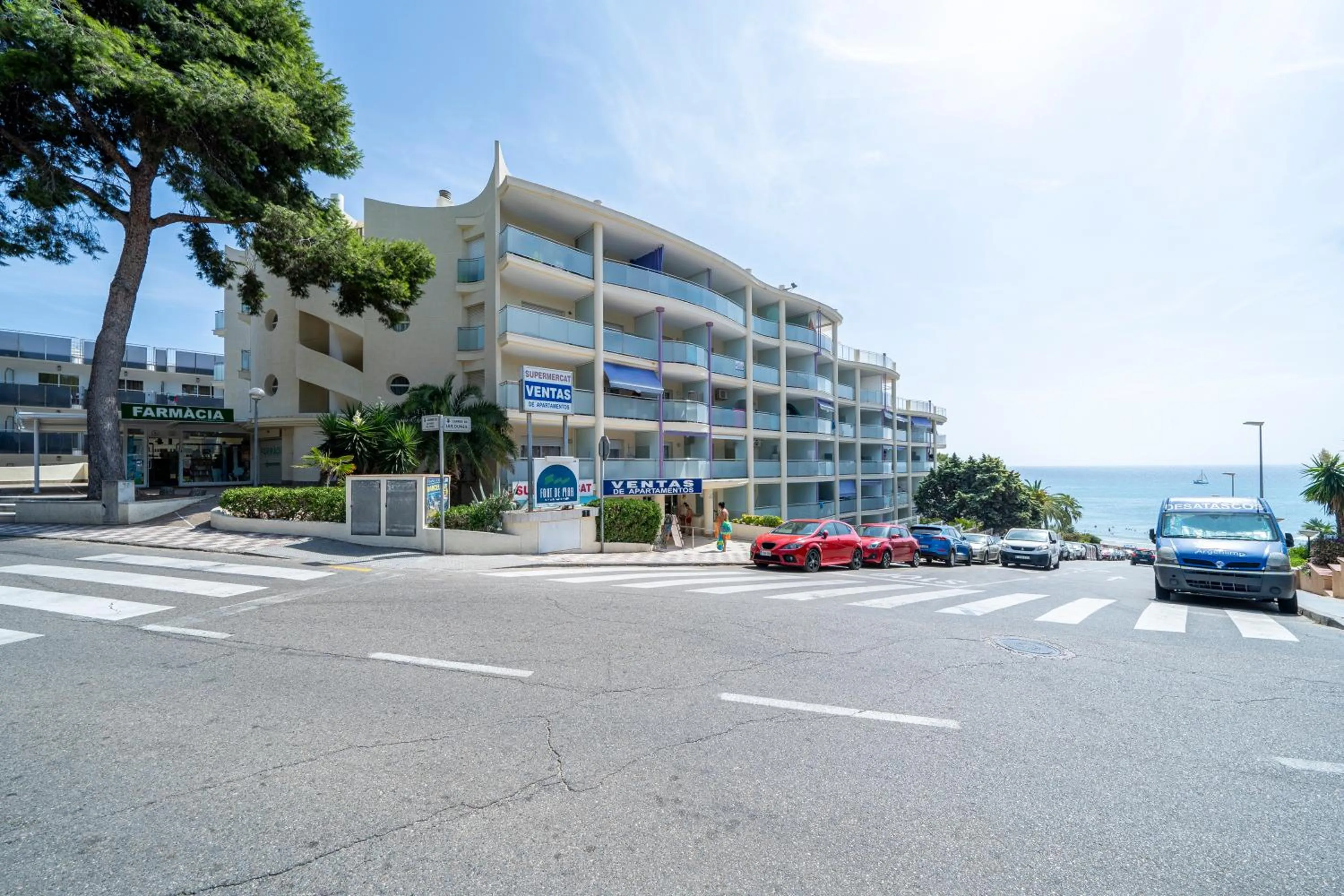 Property building in Font de Mar