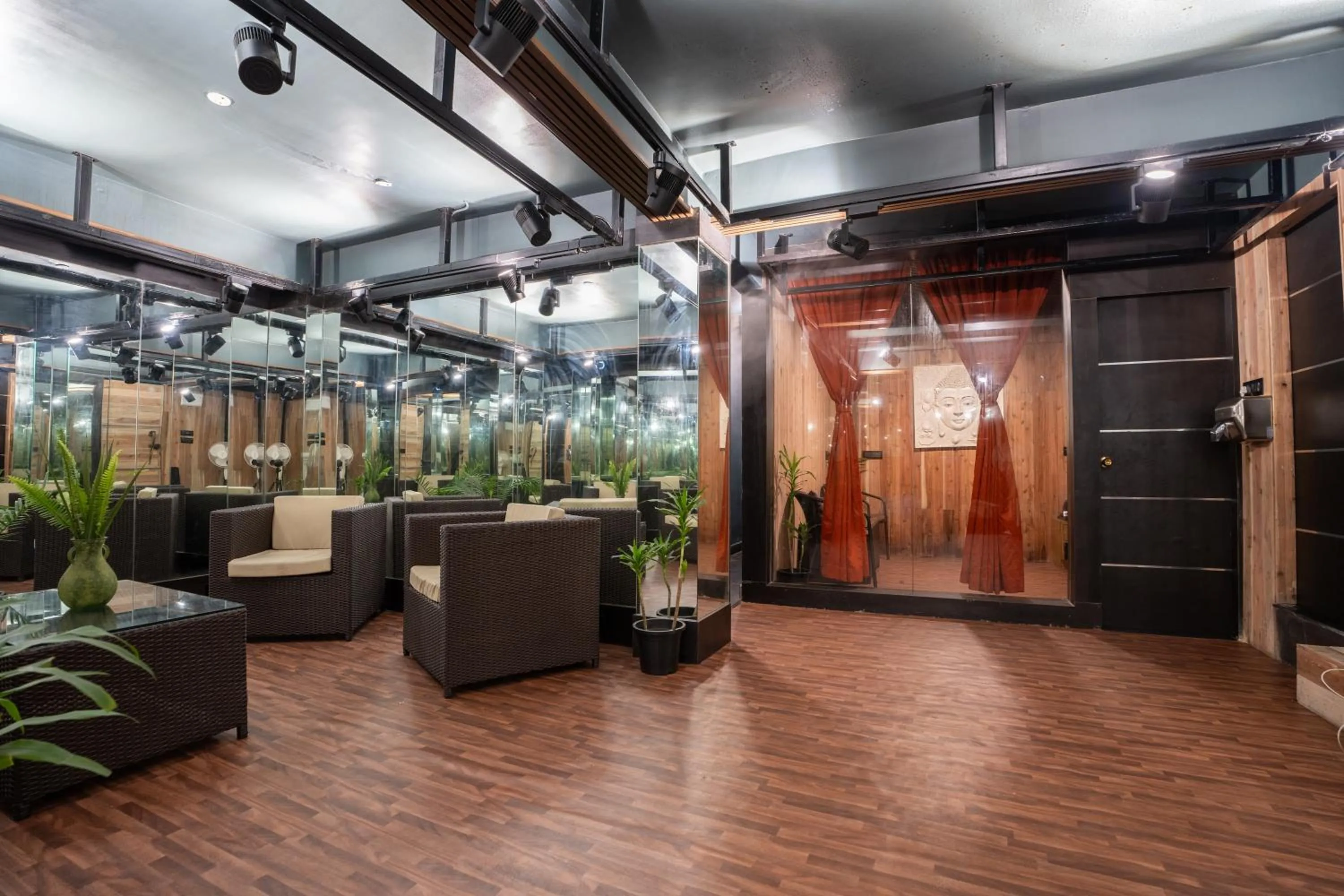 Sauna in The West Gate Posada By Summit