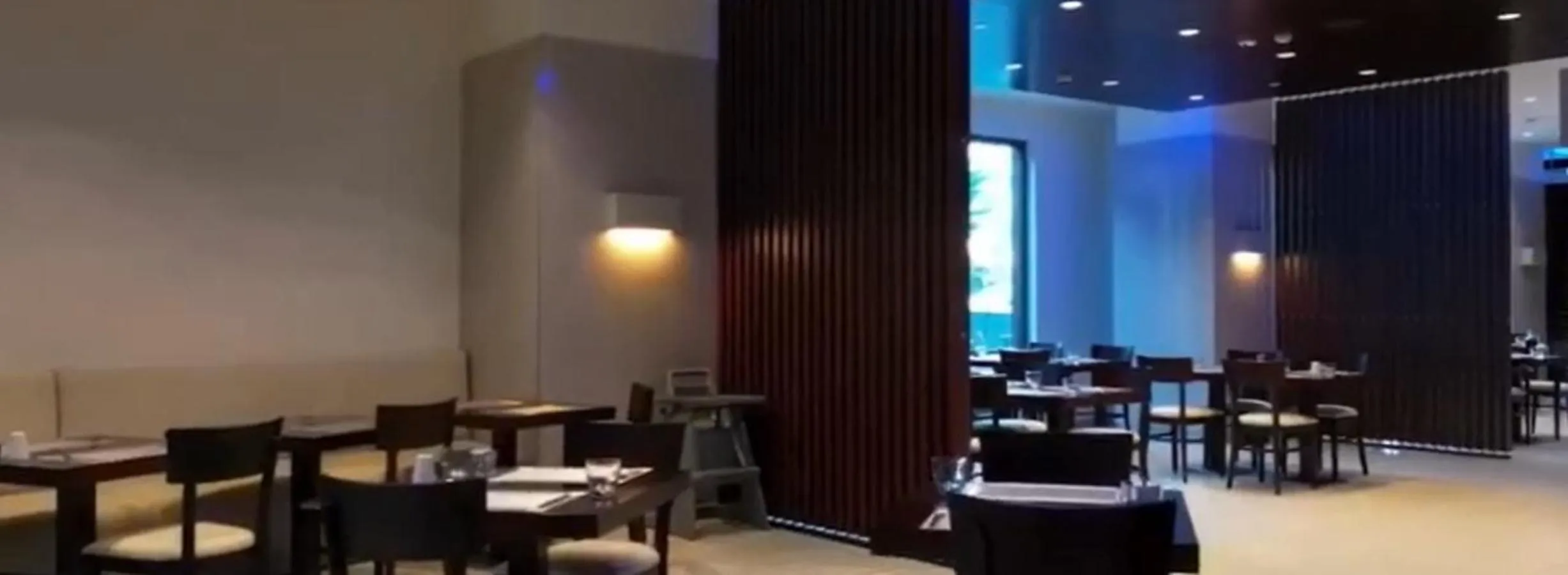 Restaurant/places to eat in FEZ INN Hotel