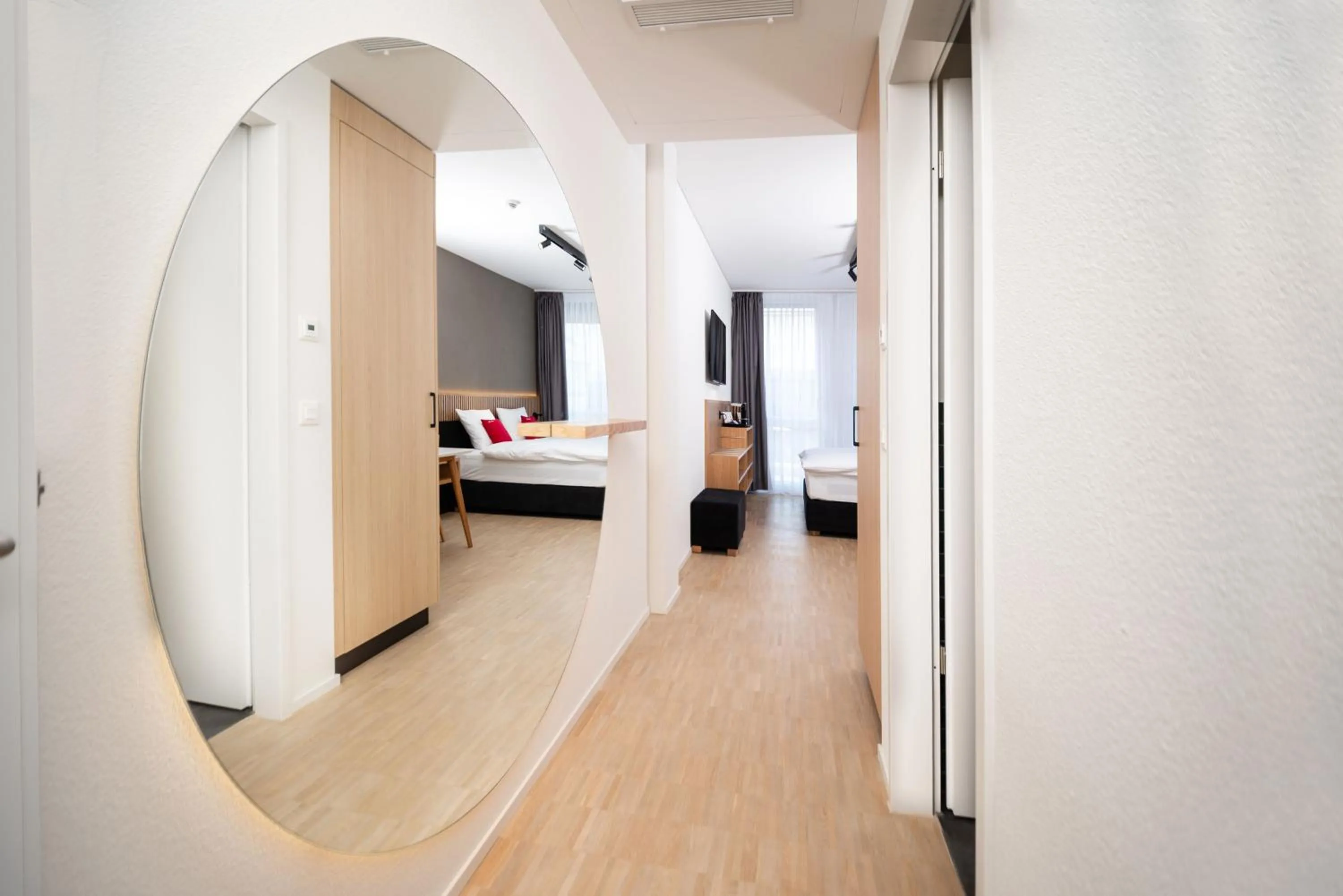 Decorative detail, Bed in Tailormade Hotel BAB Bachenbülach