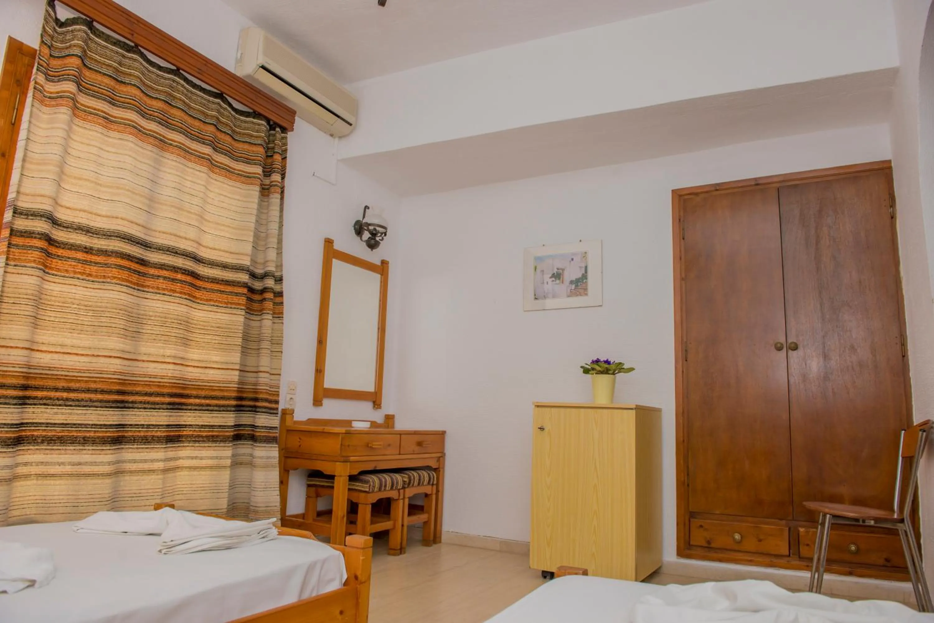 Decorative detail, Bed in Hotel Velissarios