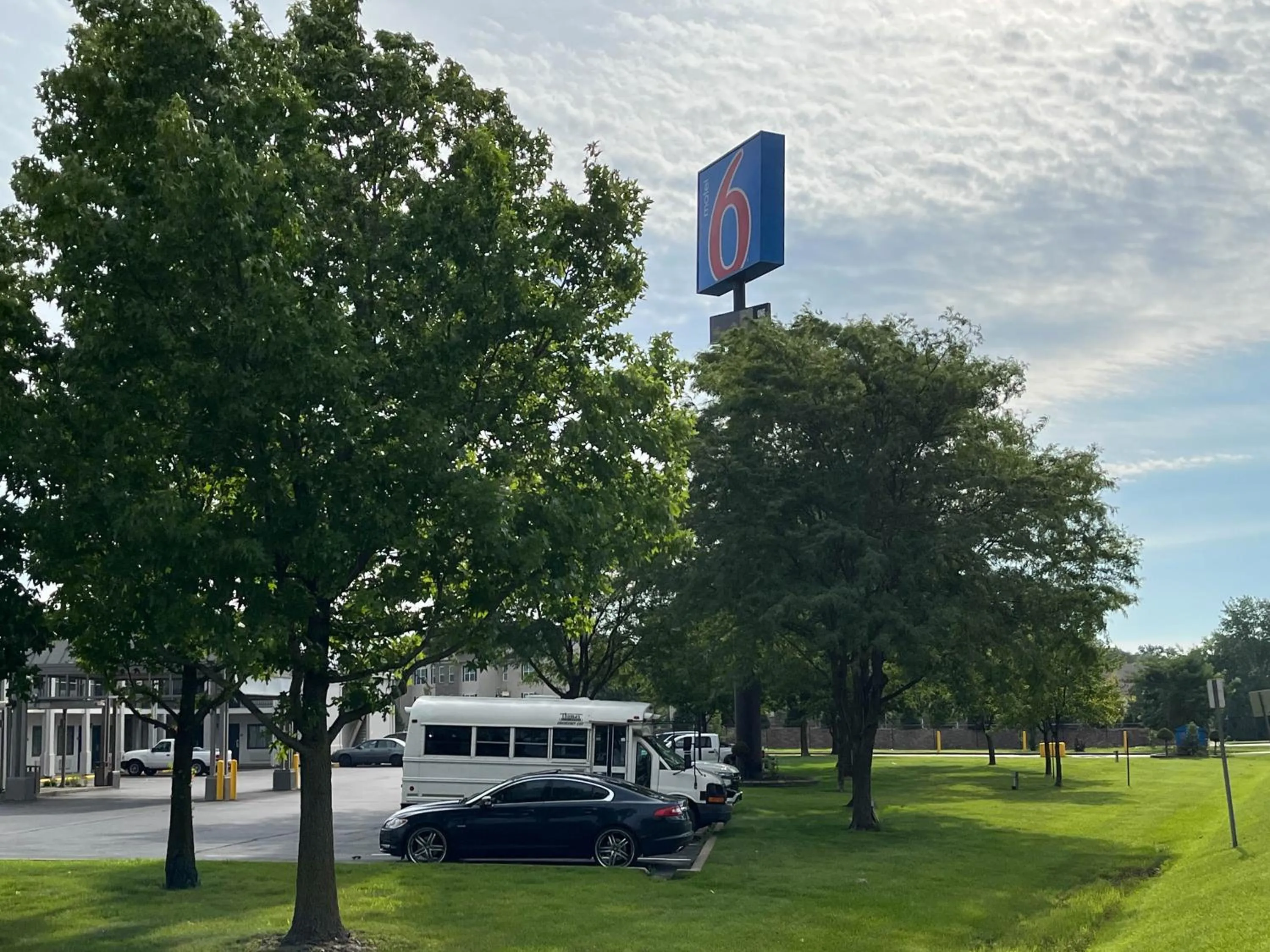 Property building in Studio 6 Suites - Lafayette, IN