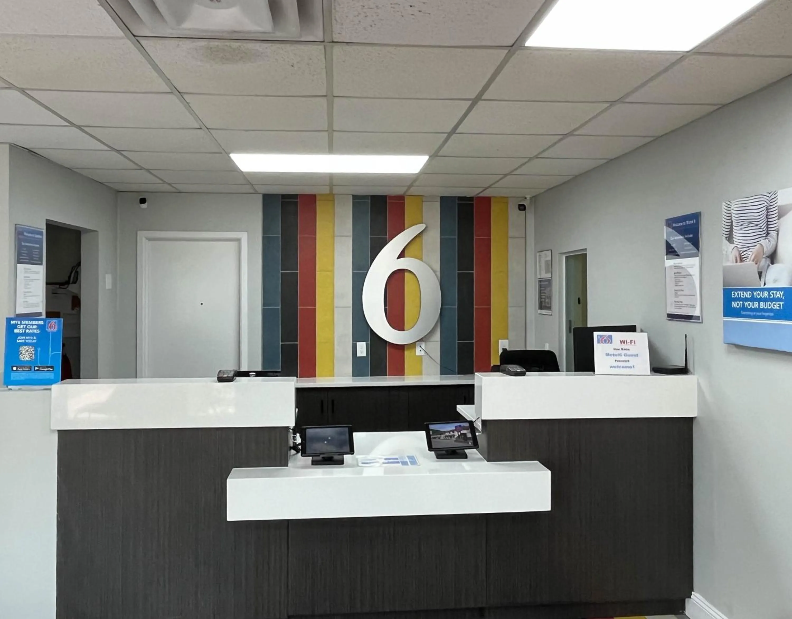 Lobby or reception in Studio 6 Suites - Lafayette, IN