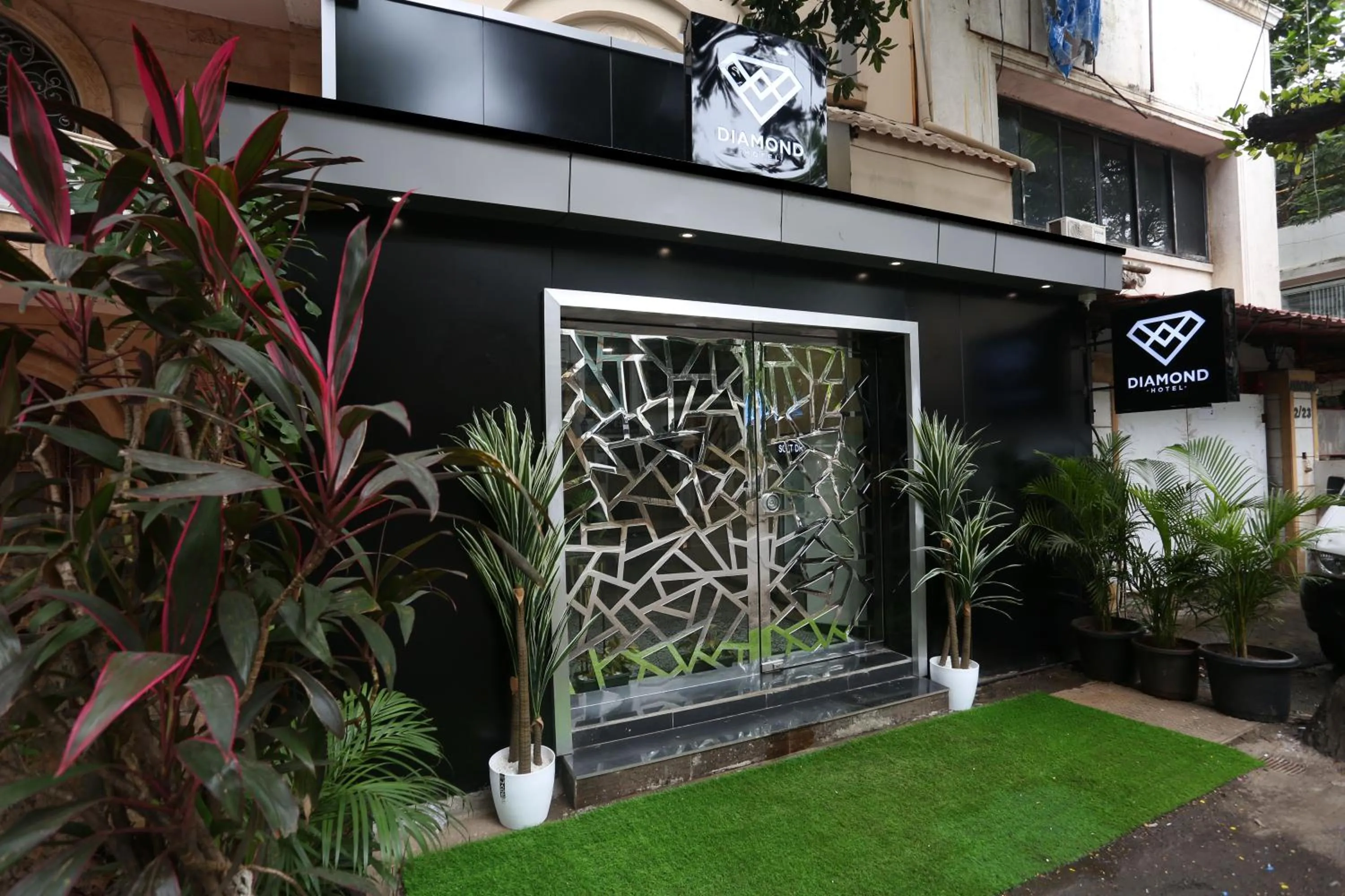 Property building in DIAMOND HOTEL