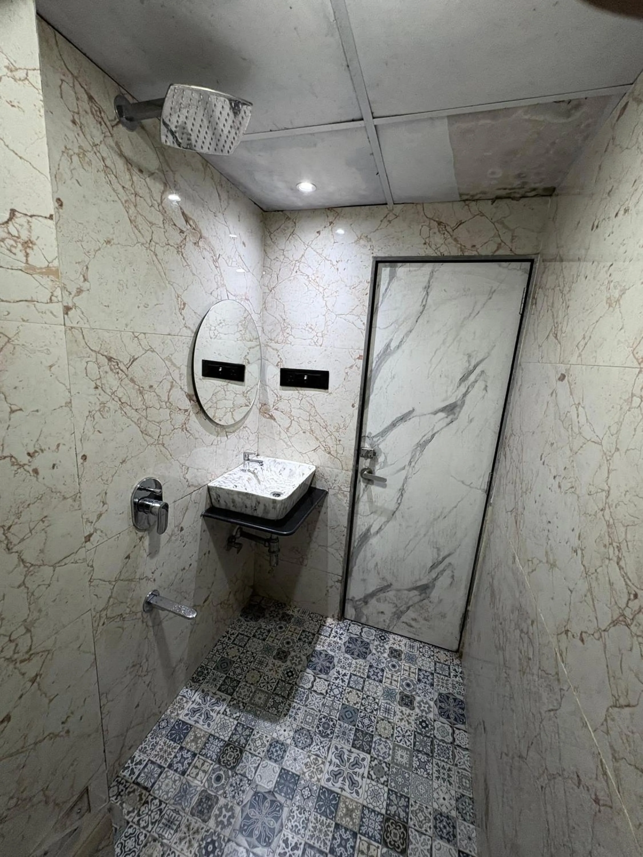 Bathroom in DIAMOND HOTEL