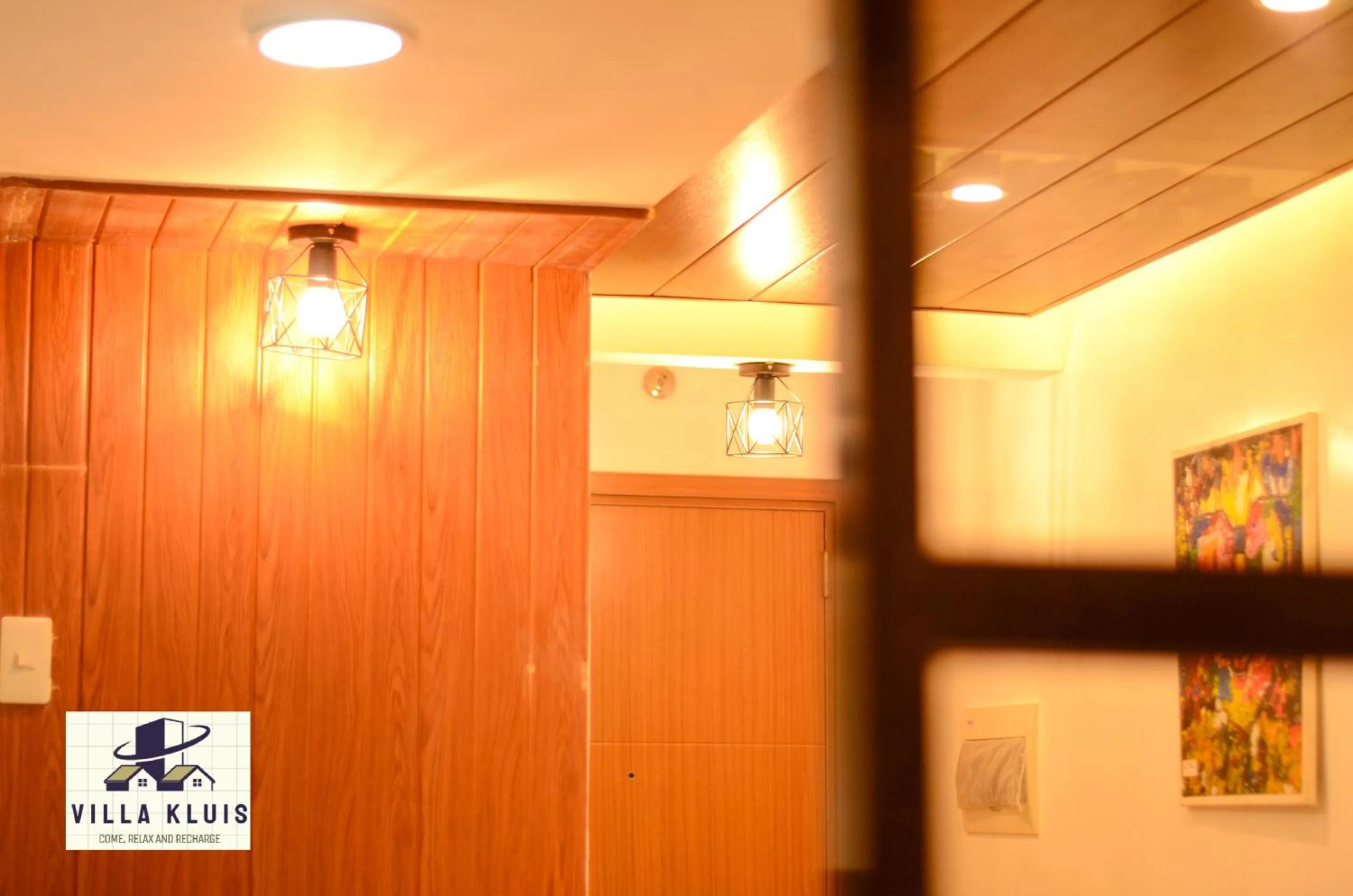 Tagaytay Cozy Staycation in Villa Kluis Pine Suite