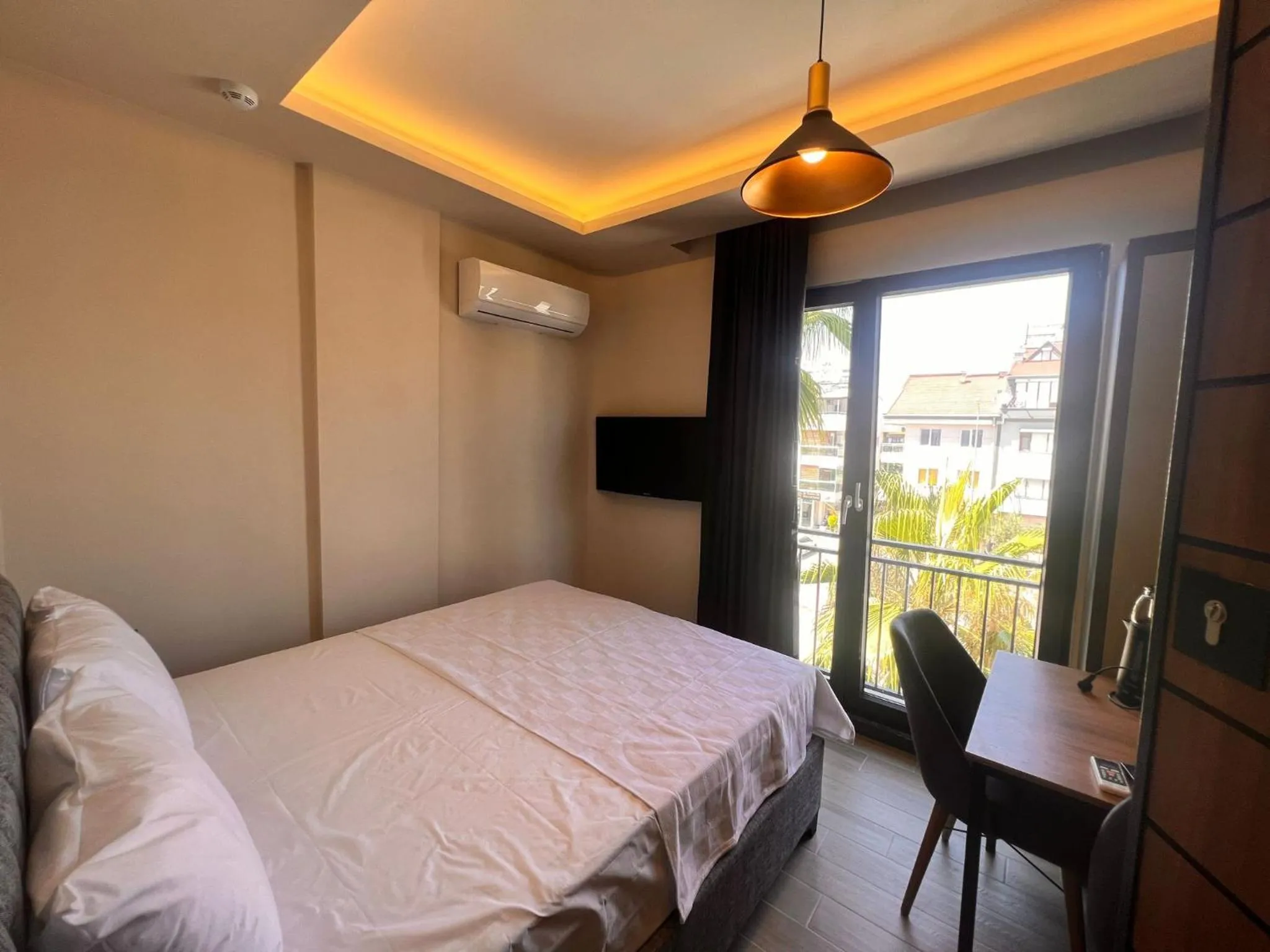 Bedroom, Bed in Hayal Fener