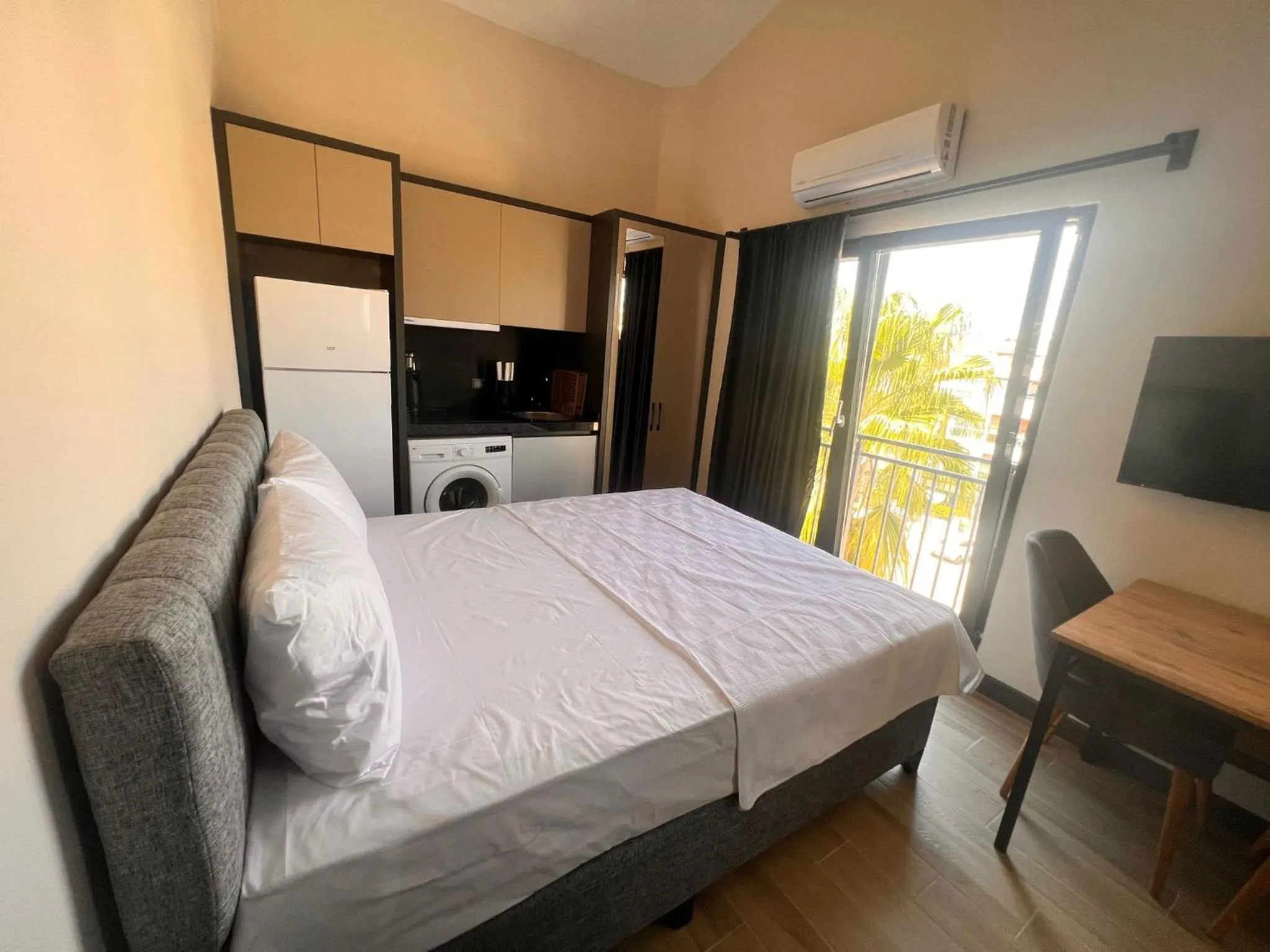 Kitchen or kitchenette, Bed in Hayal Fener