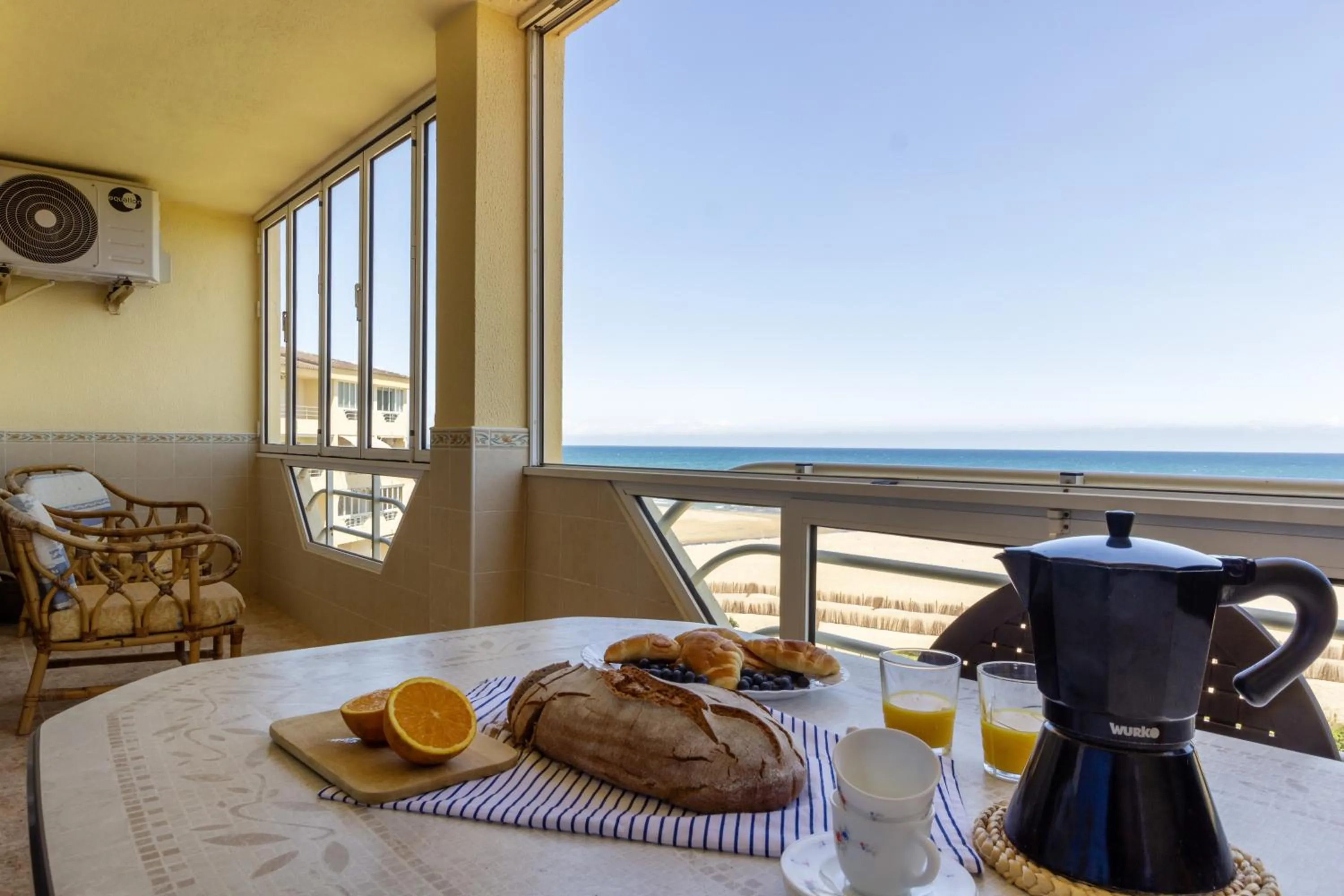 Apartamento Denia Deveses frente al mar