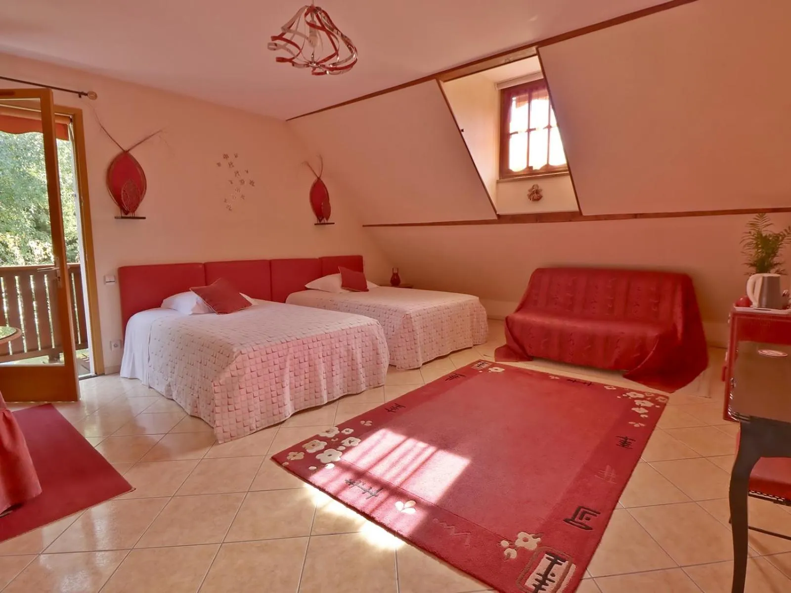 Photo of the whole room, Bed in Le Pas de L'Ane Chambres d'hôtes