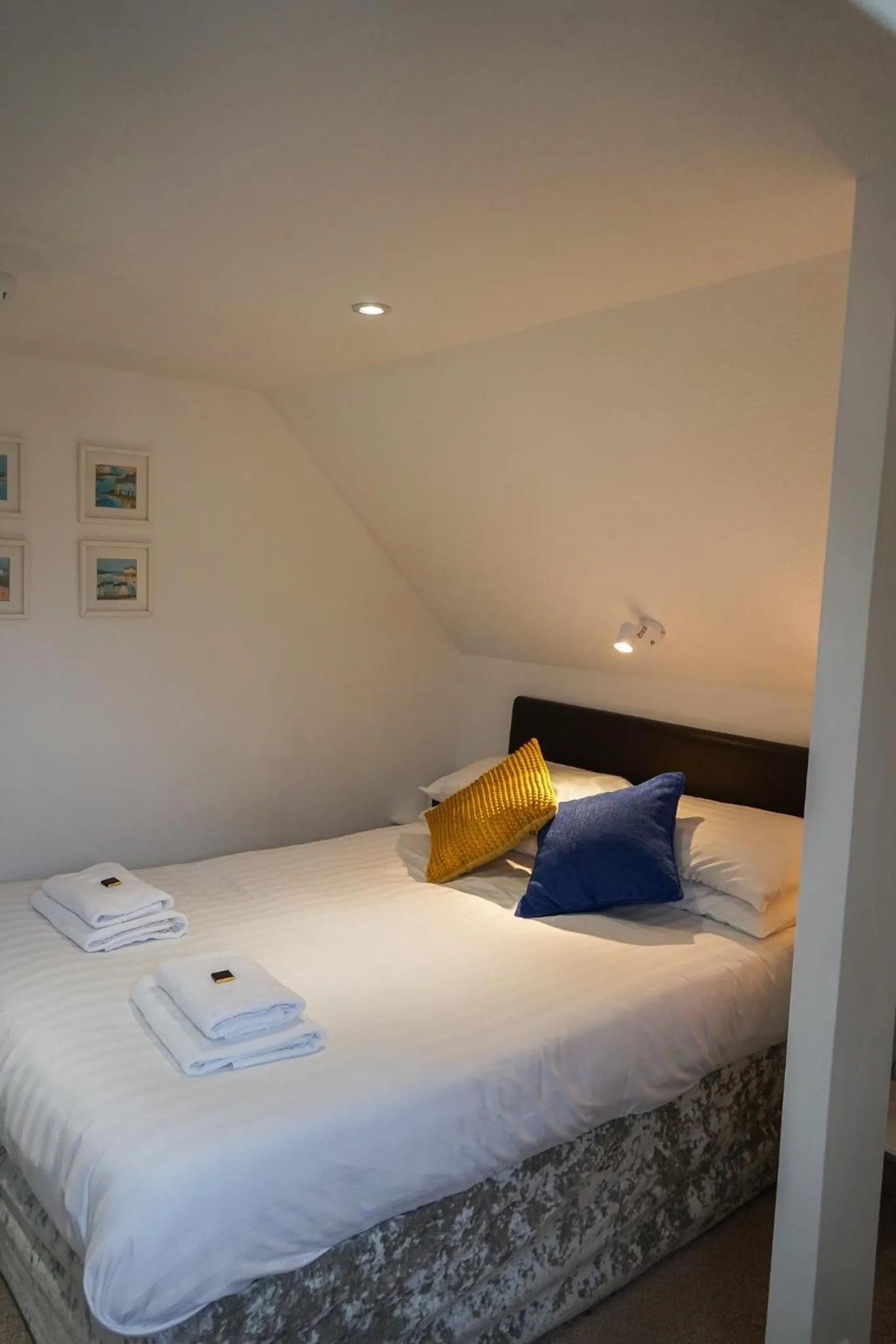 Bedroom, Bed in The Sandpiper Guest House