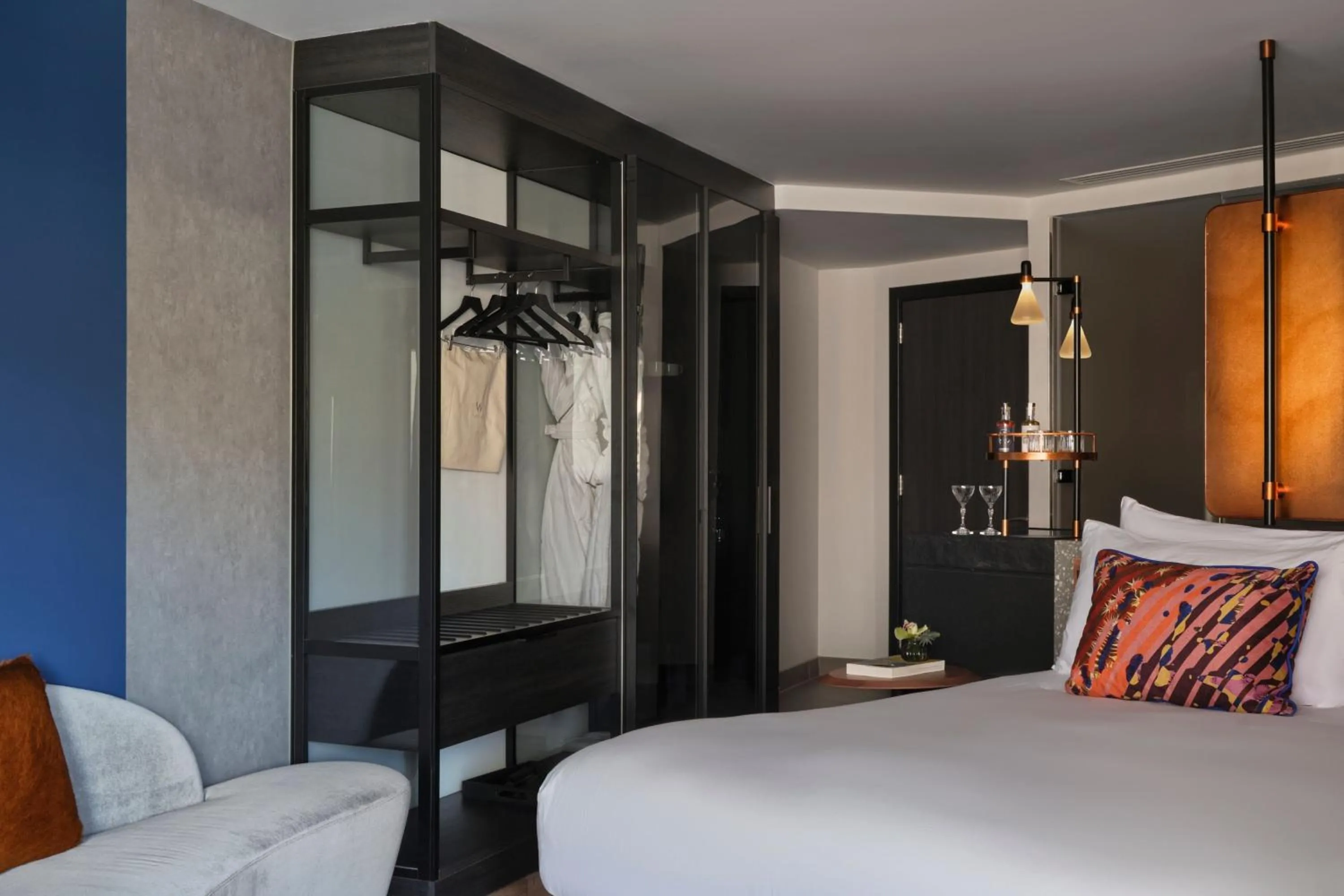 Photo of the whole room, Bed in W Edinburgh