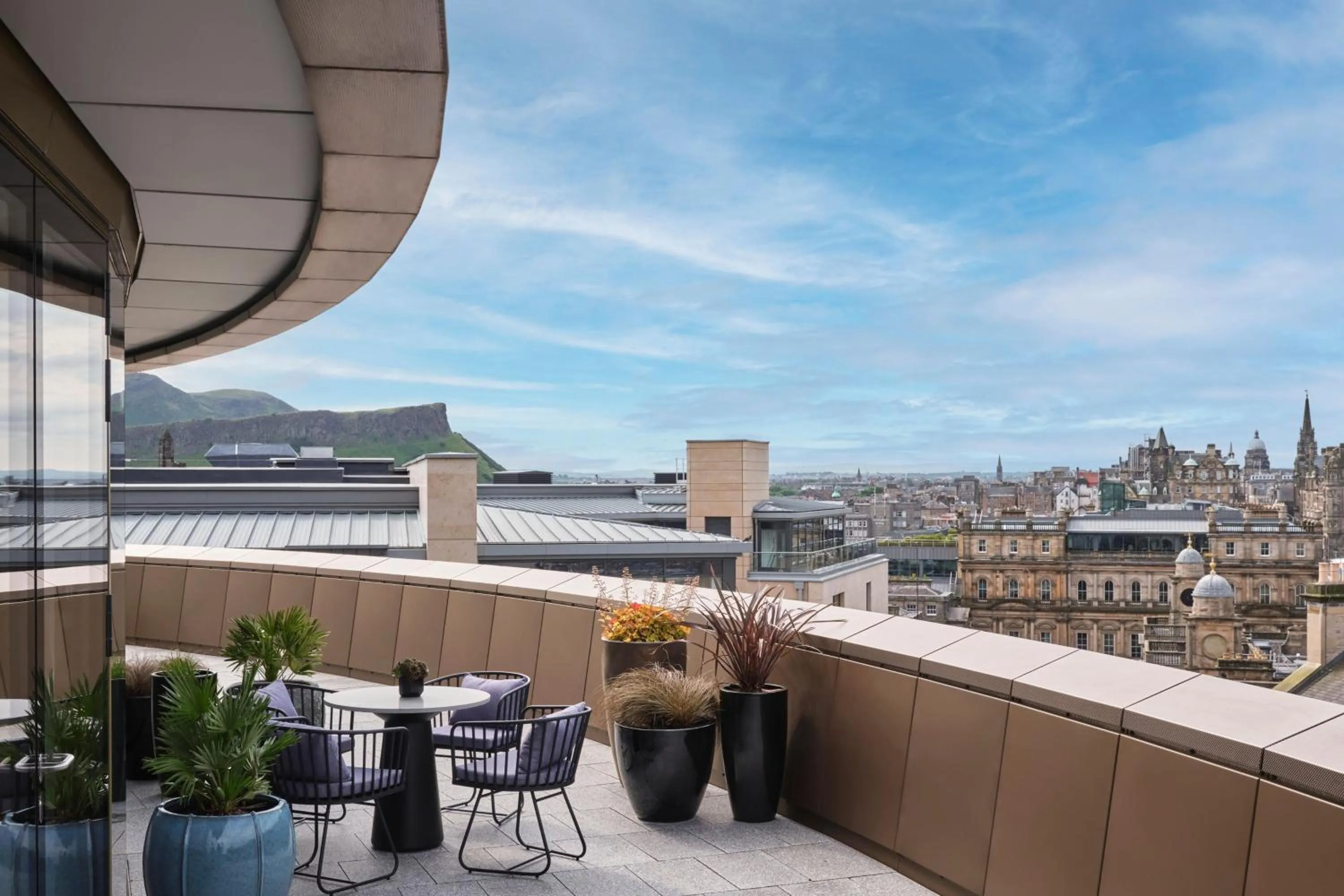 Bedroom in W Edinburgh