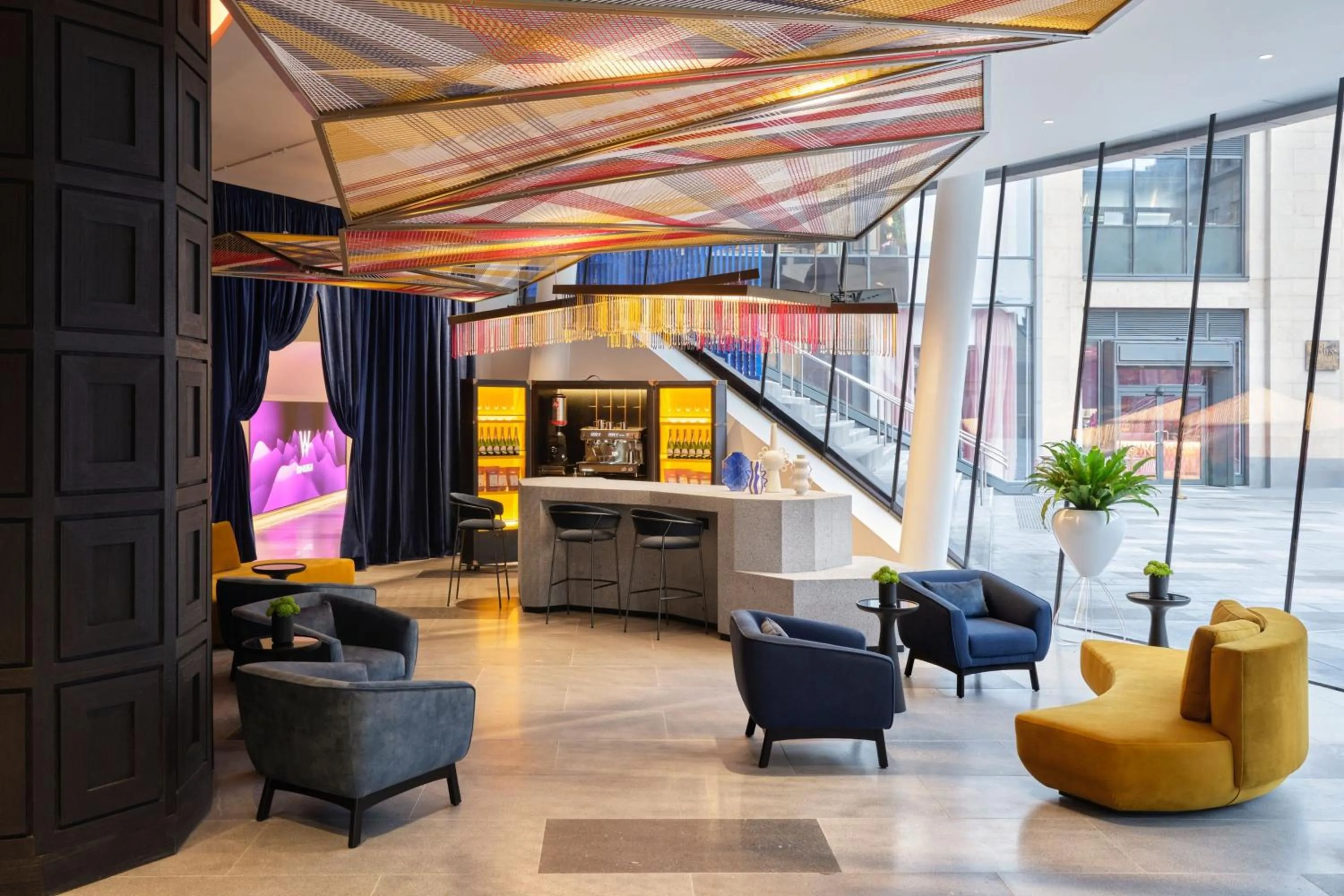 Lobby or reception in W Edinburgh