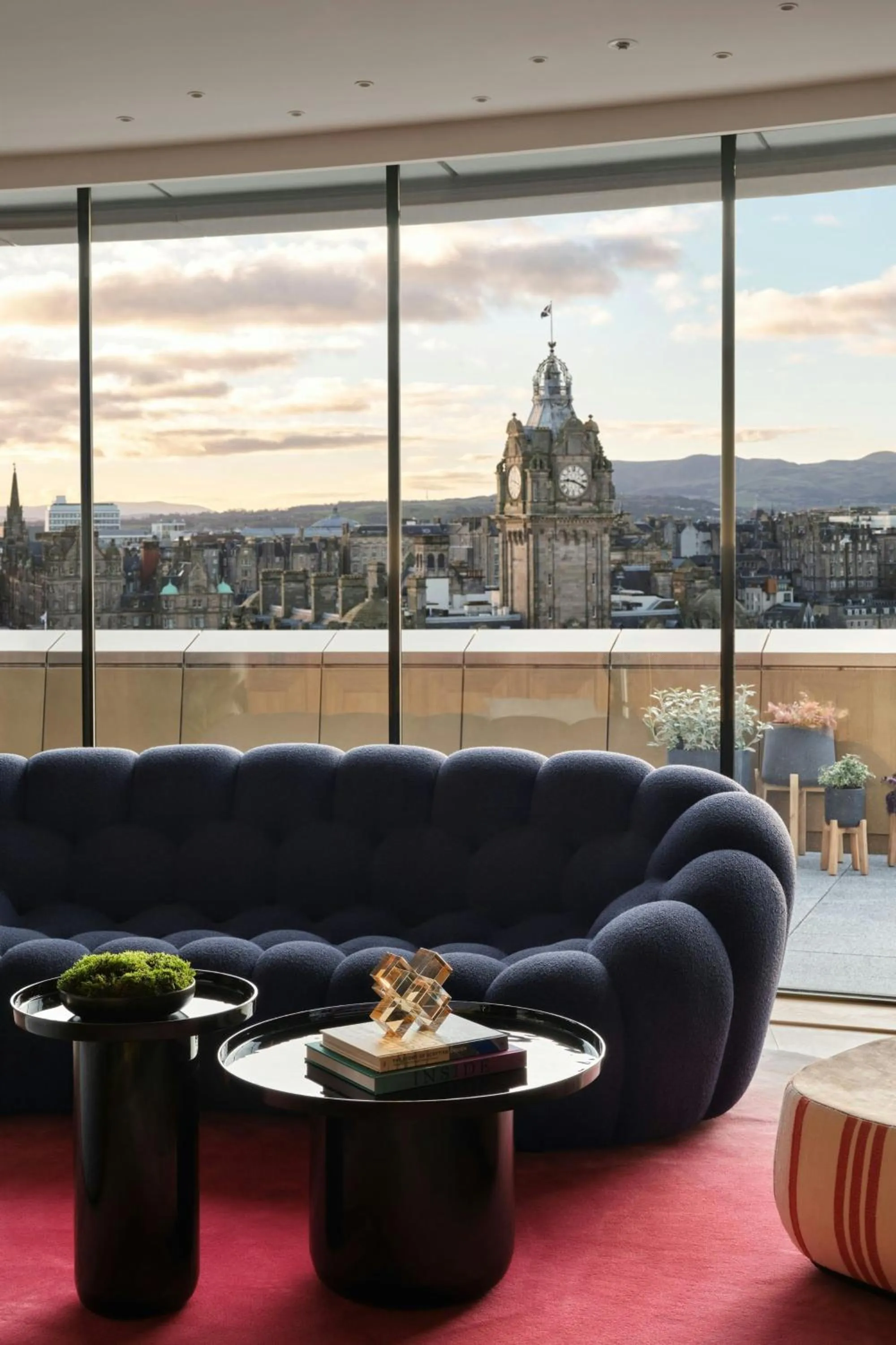 Bedroom in W Edinburgh