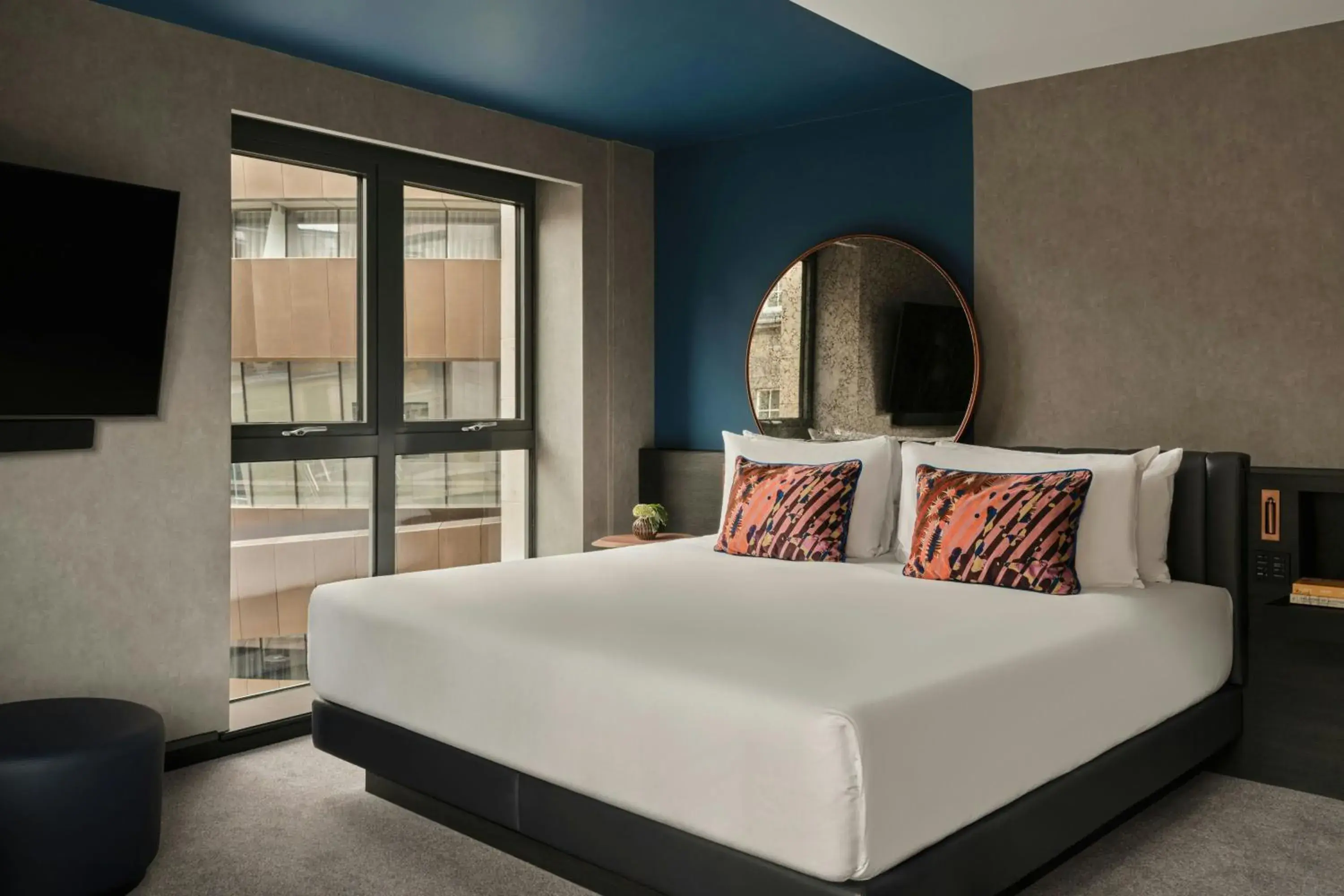 King Studio Suite in W Edinburgh King Studio Suite in W Edinburgh