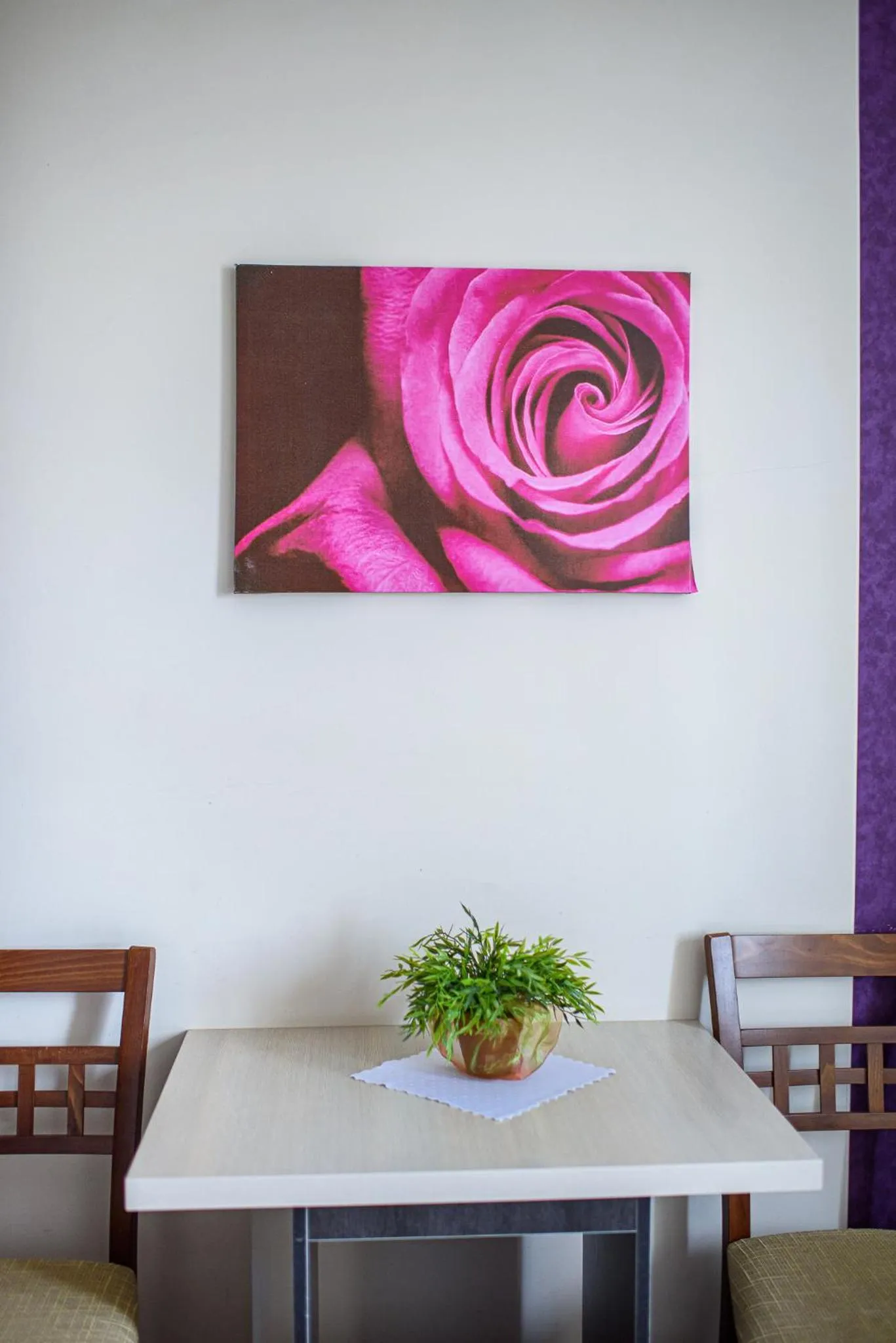 Decorative detail in Hotel Restauracja Sara