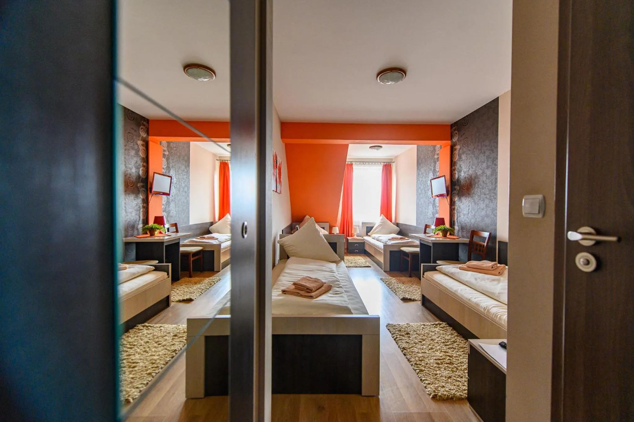 Photo of the whole room, Bed in Hotel Restauracja Sara