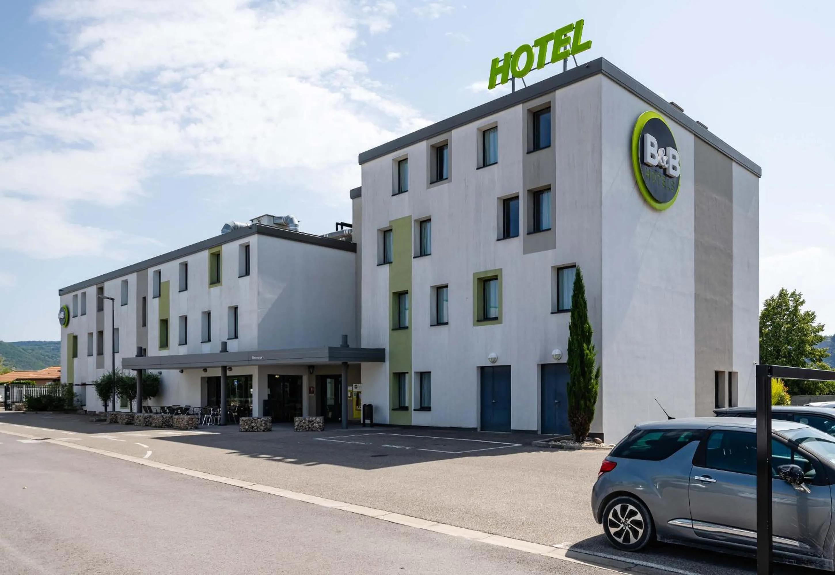 Property building in B&B HOTEL Aubenas