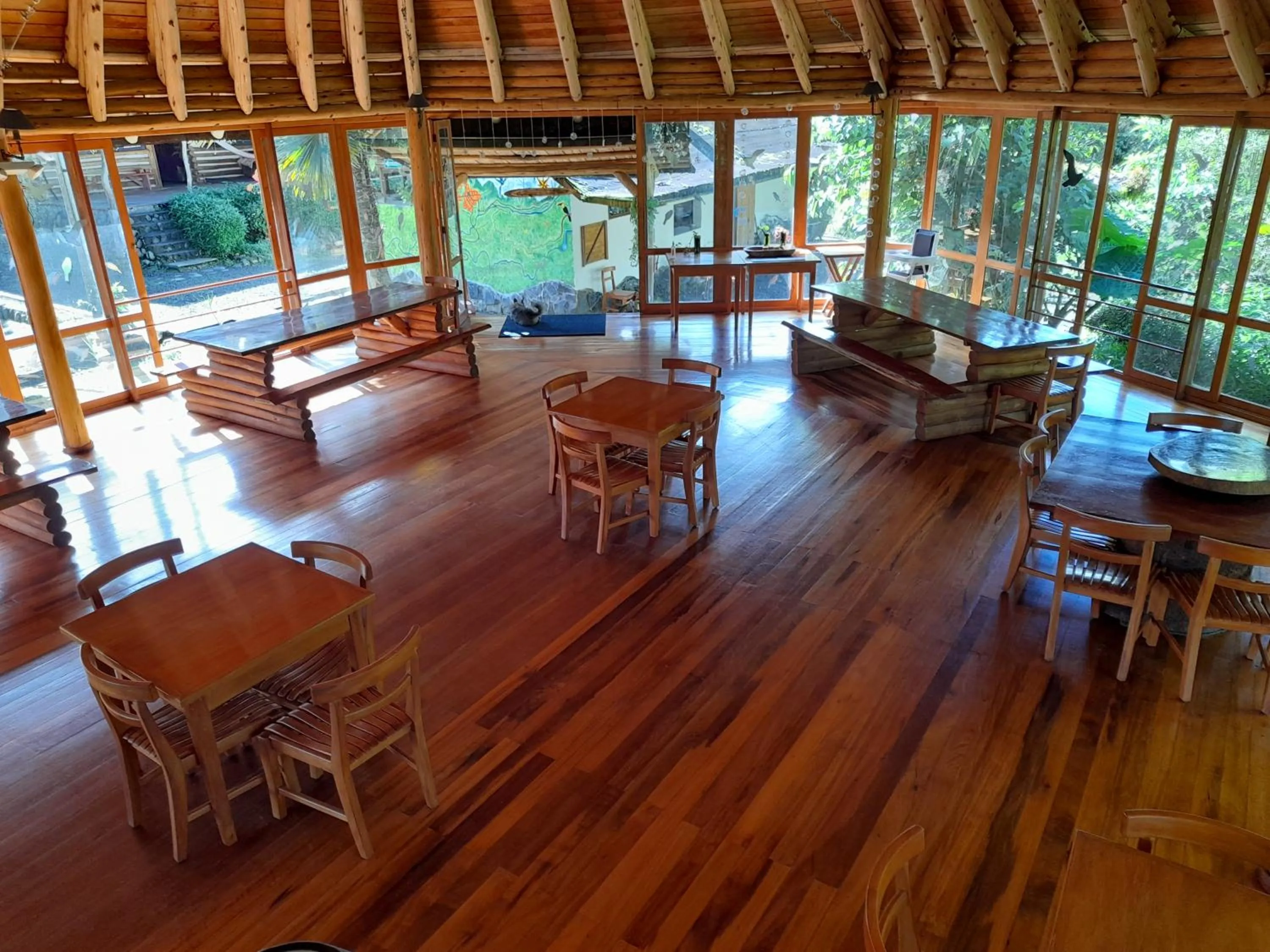 Hosteria La Roulotte - Mindo