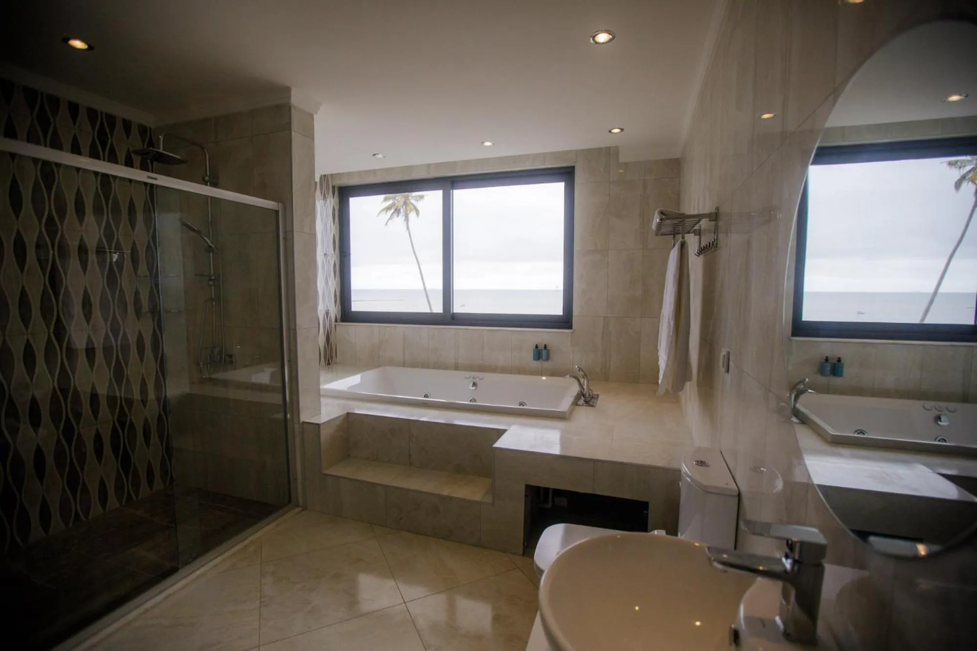 Shower in Cowork Lab Suites