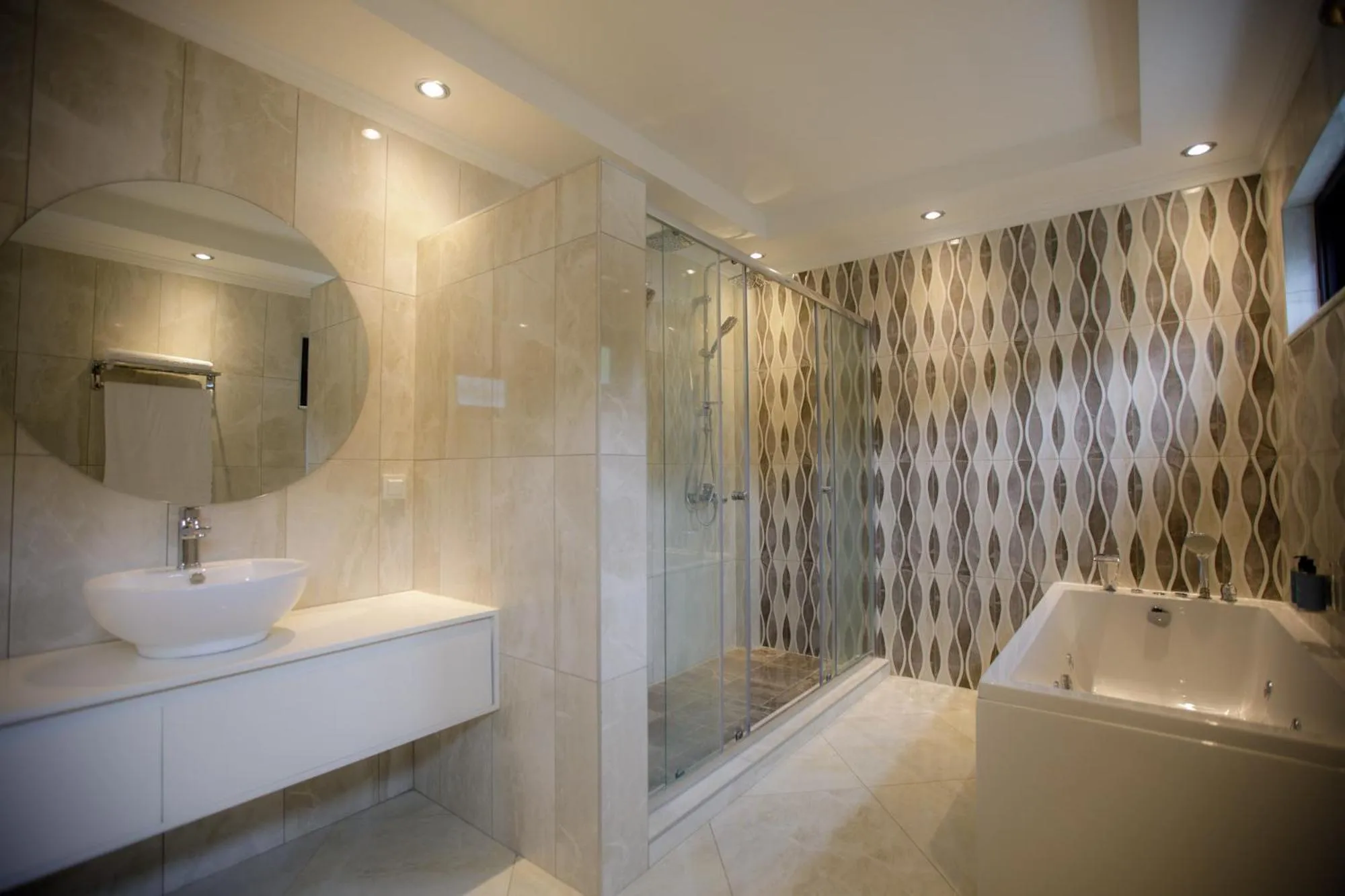 Bathroom in Cowork Lab Suites