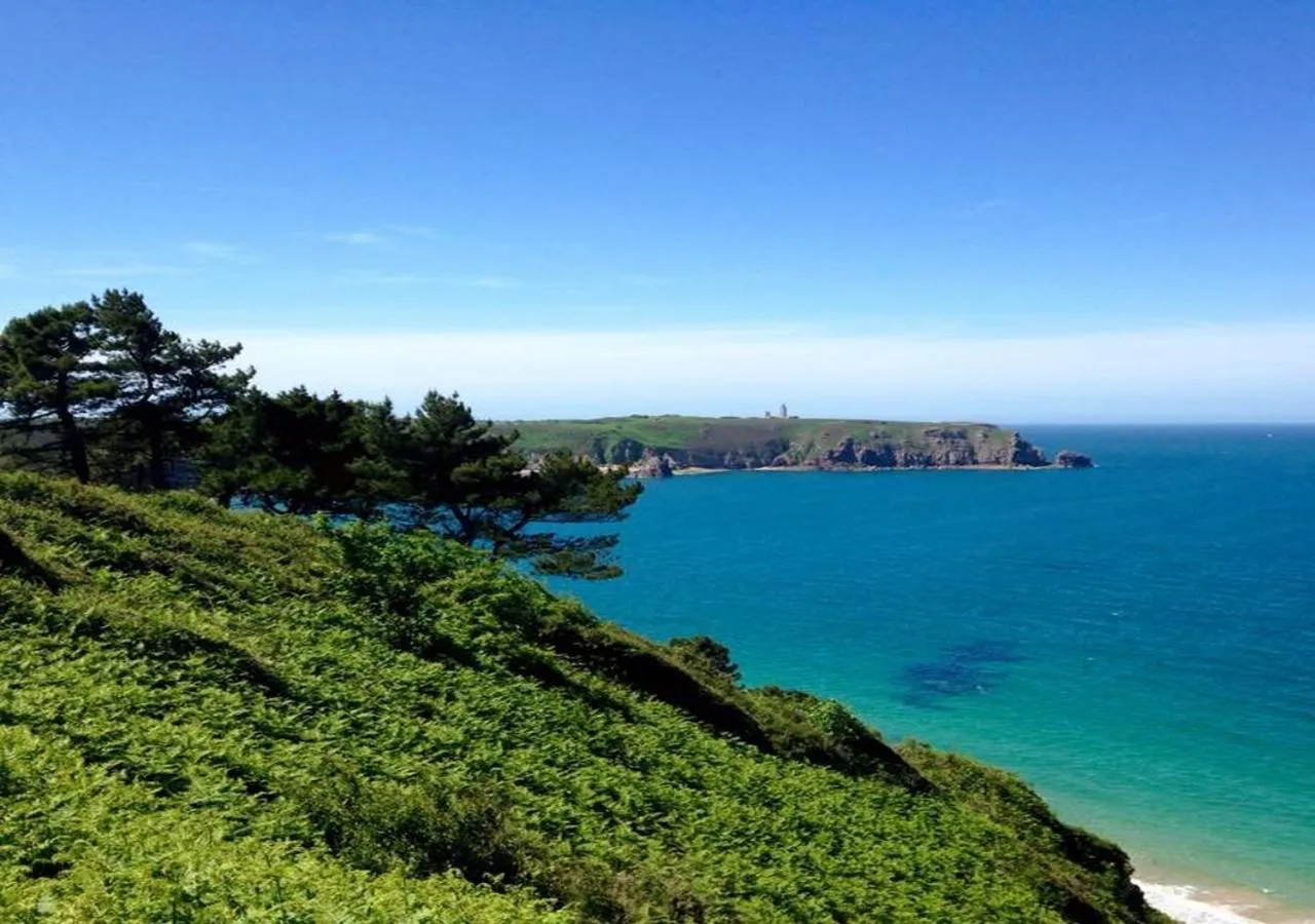Natural landscape in Contact Hôtel de Matignon