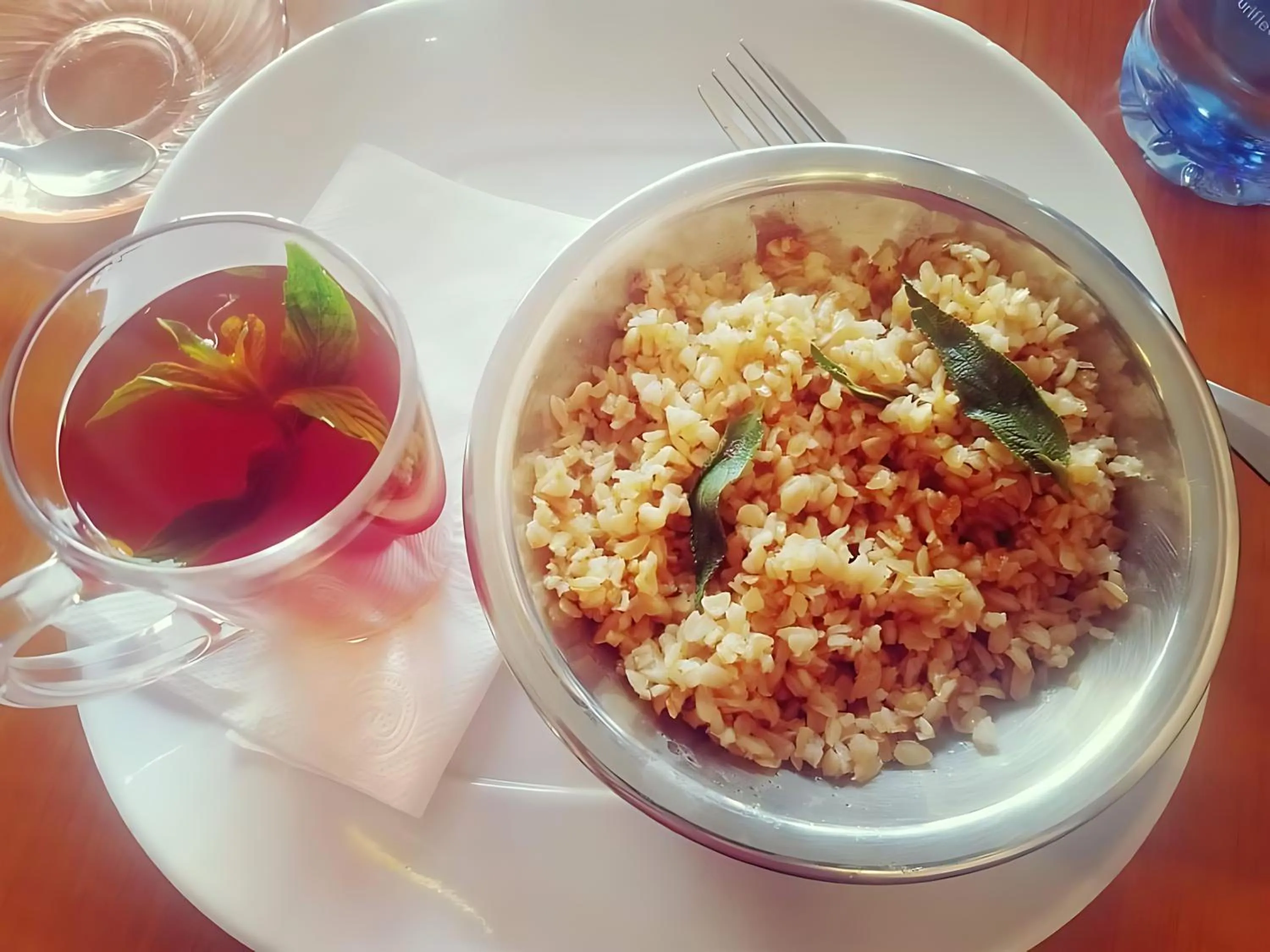 Food and drinks in Tryst Boutique Hotel