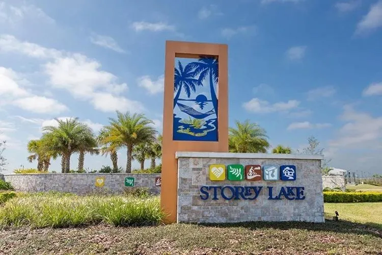 Family Retreat near Disney with Pool & Hot Tub!
