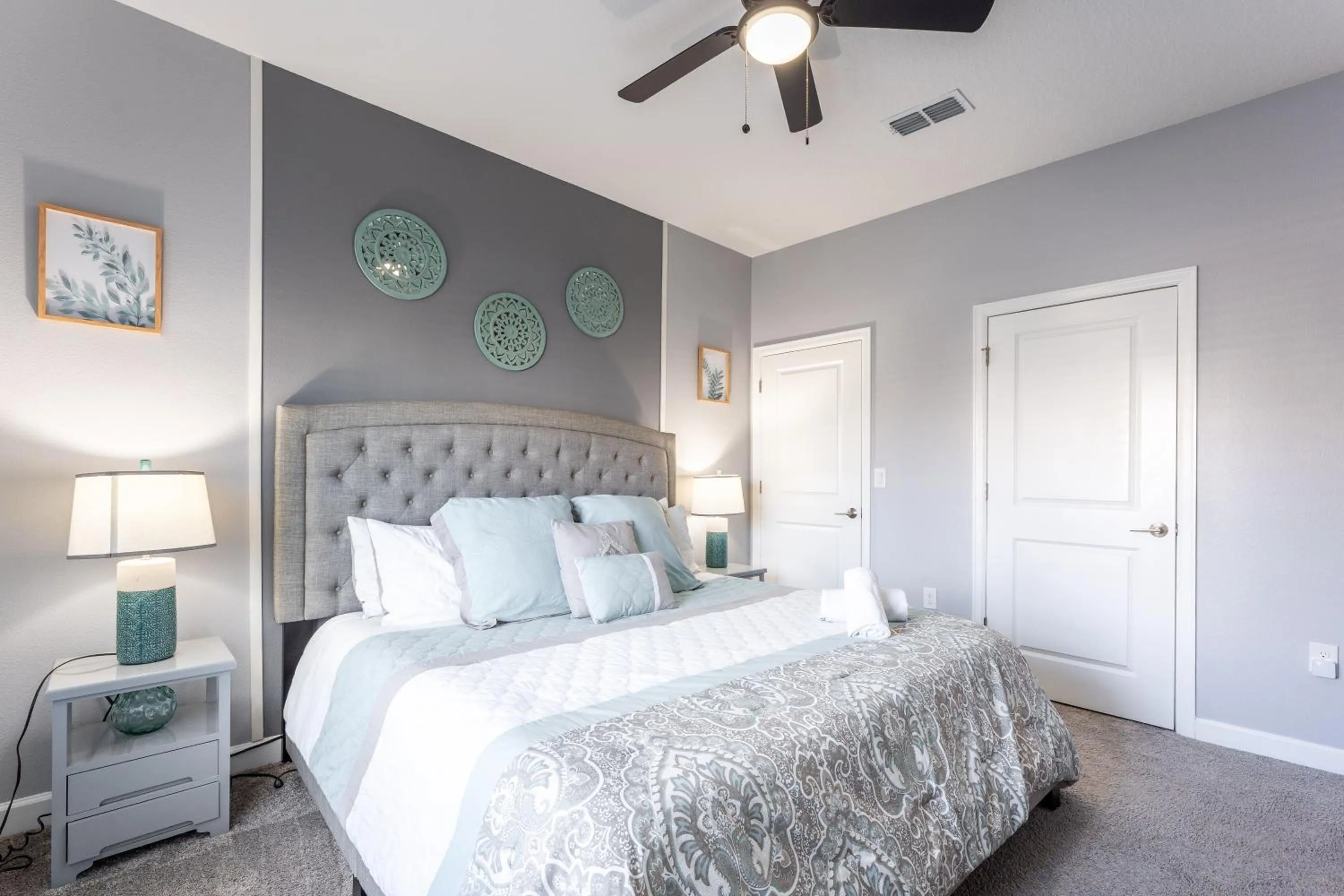 Bed in Family Retreat near Disney with Pool & Hot Tub!