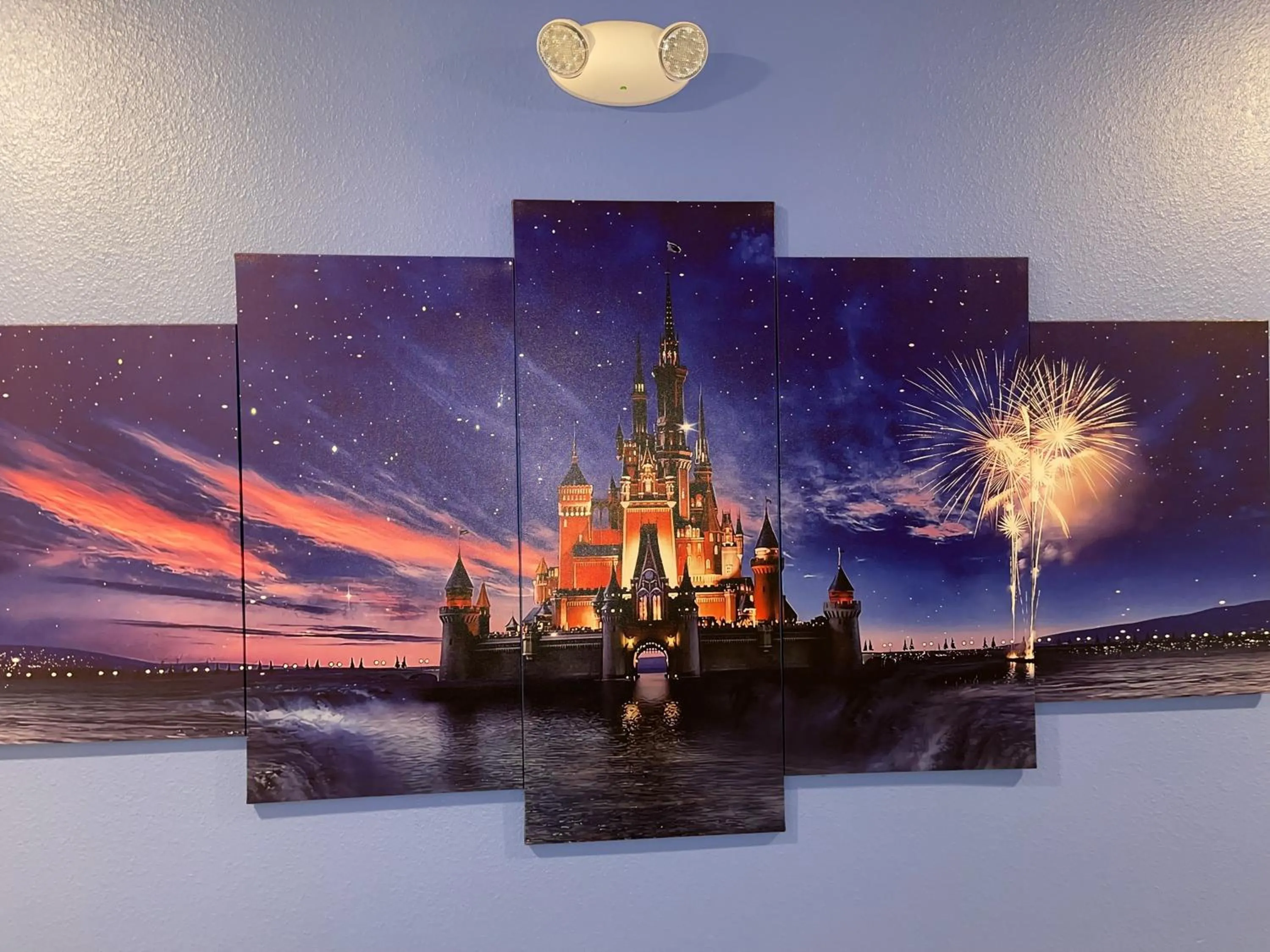 Decorative detail in Family Retreat near Disney with Pool & Hot Tub!