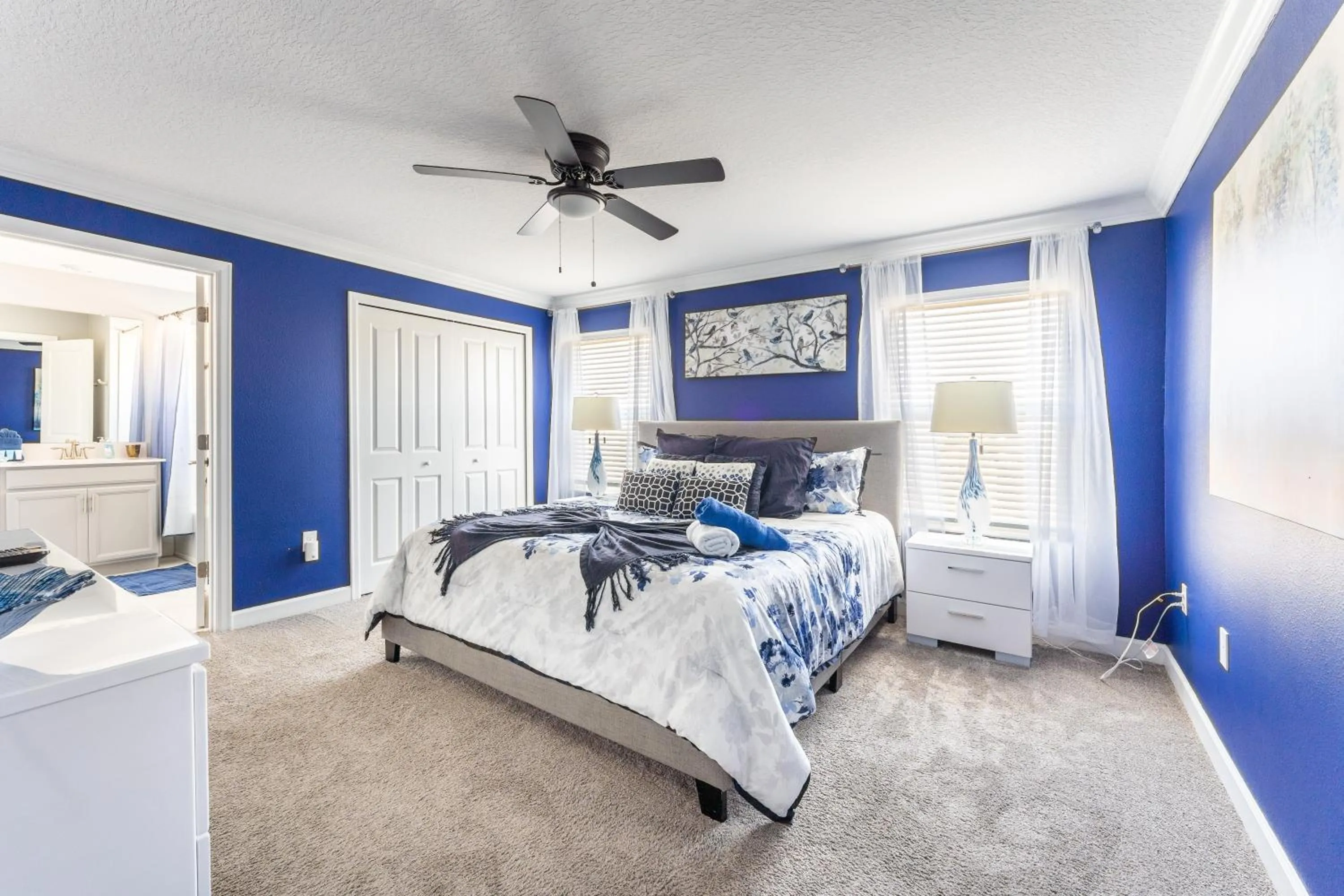 Bed in Family Retreat near Disney with Pool & Hot Tub!
