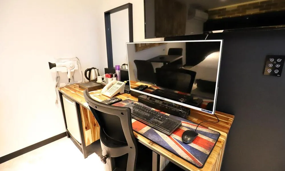 TV and multimedia in Incheon Illuwa Hotel