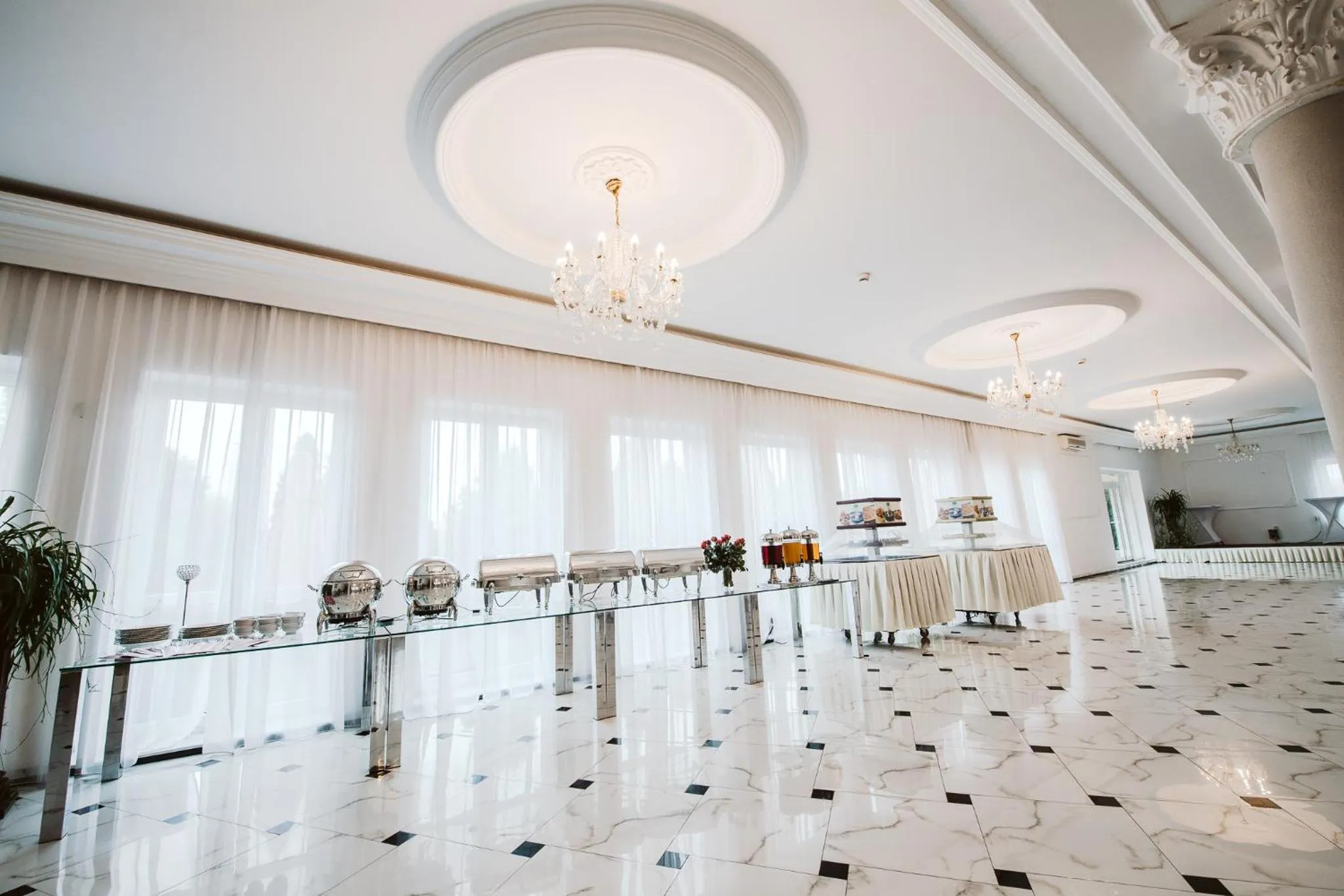 Business facilities in Hotel Groman