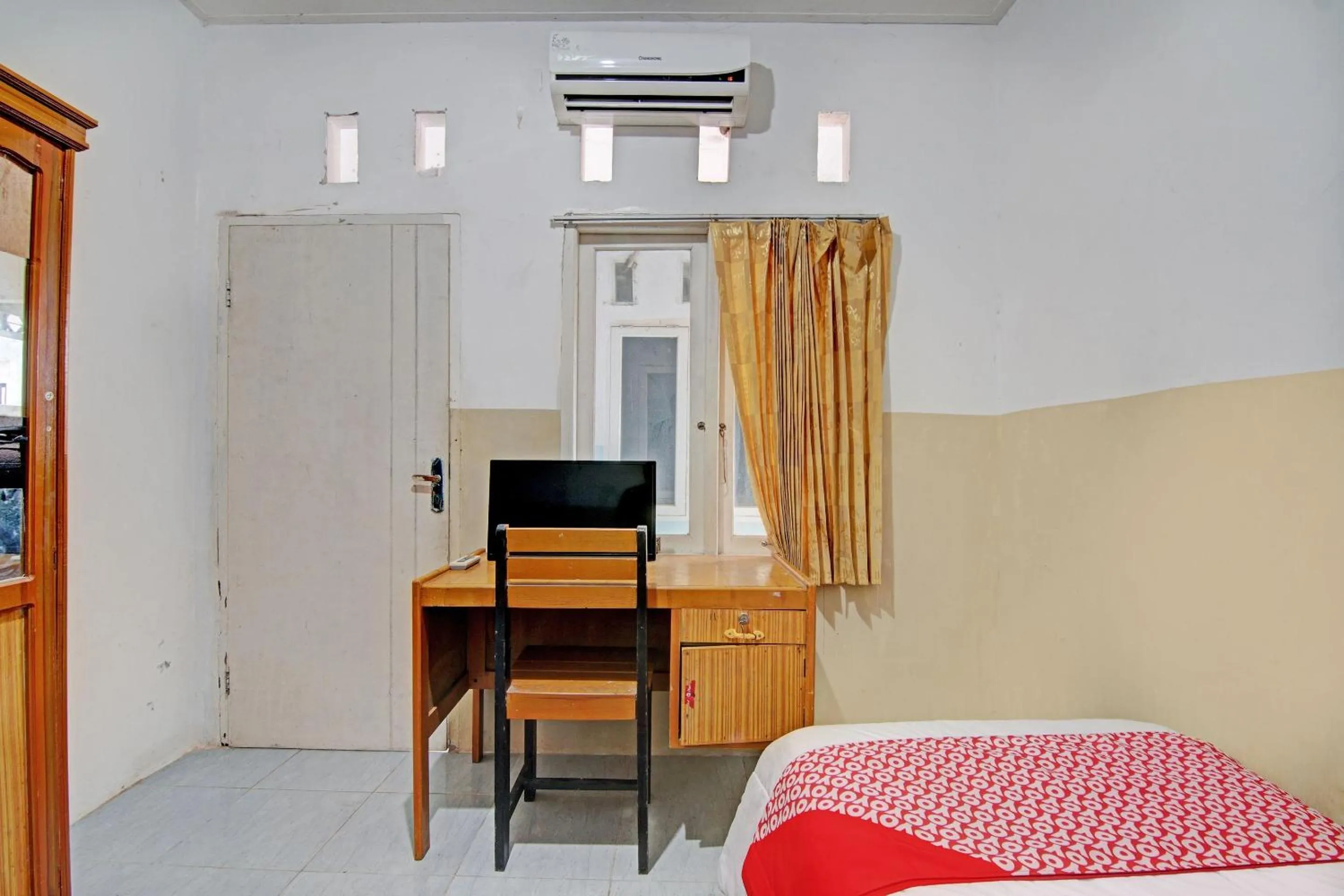 Bedroom, Bed in Hotel O Marvel House Syariah