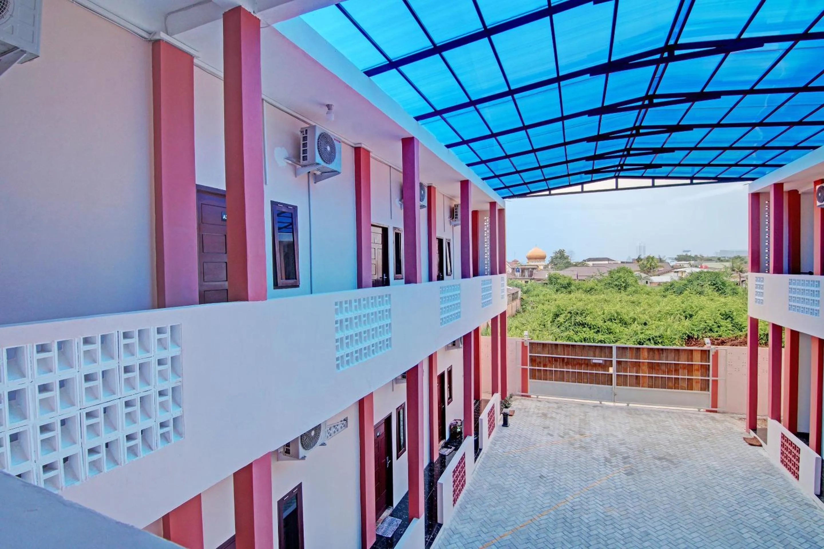 Lobby or reception in OYO 92946 Dekna Homestay Syariah