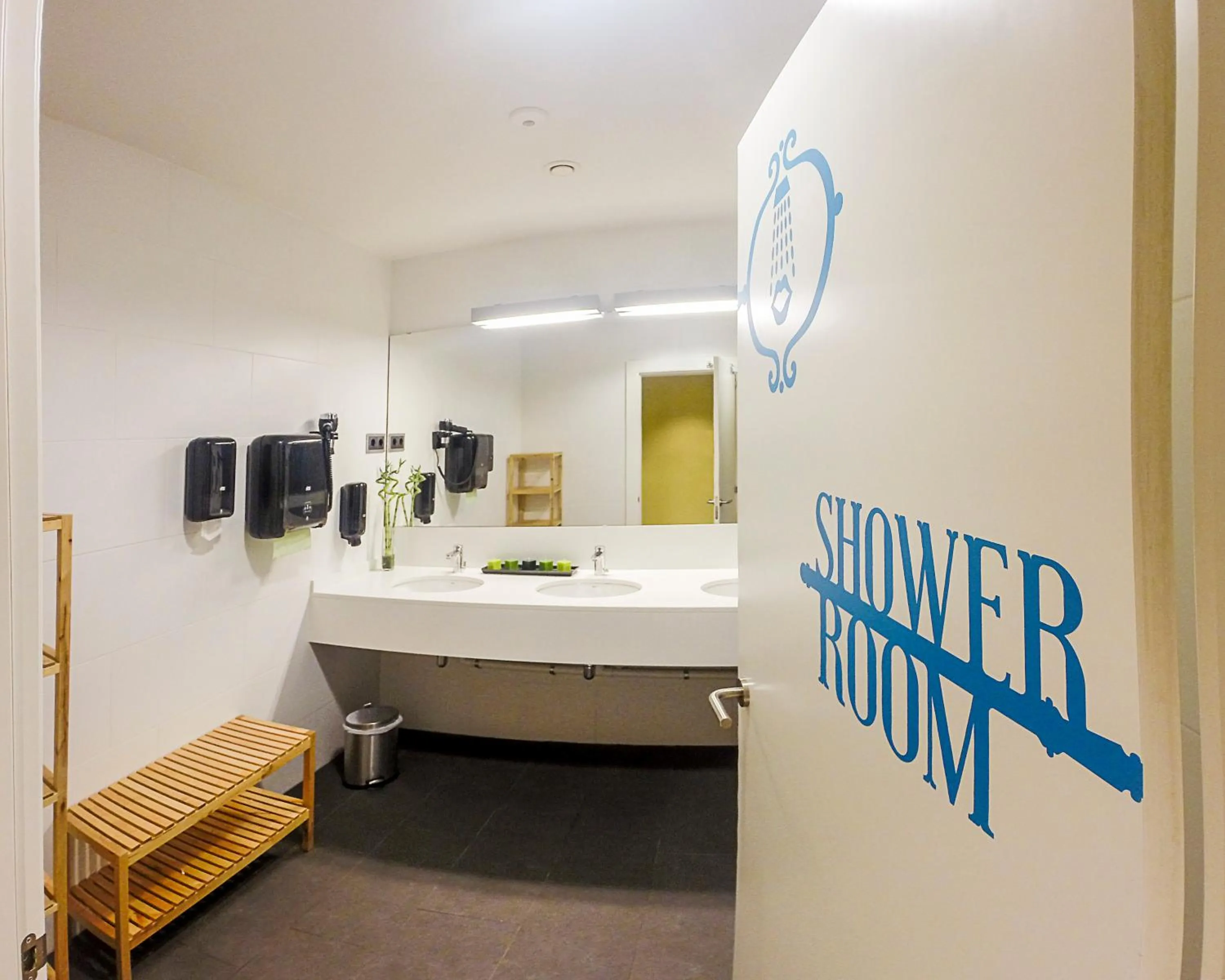 Property logo or sign in Room018BCN