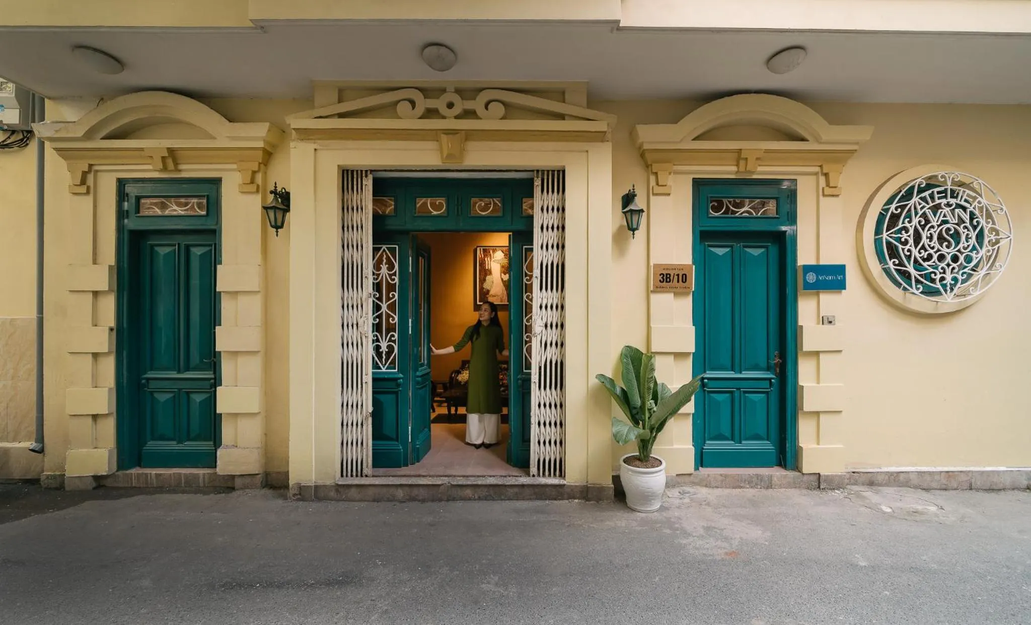 Facade/entrance in An Nam Art House