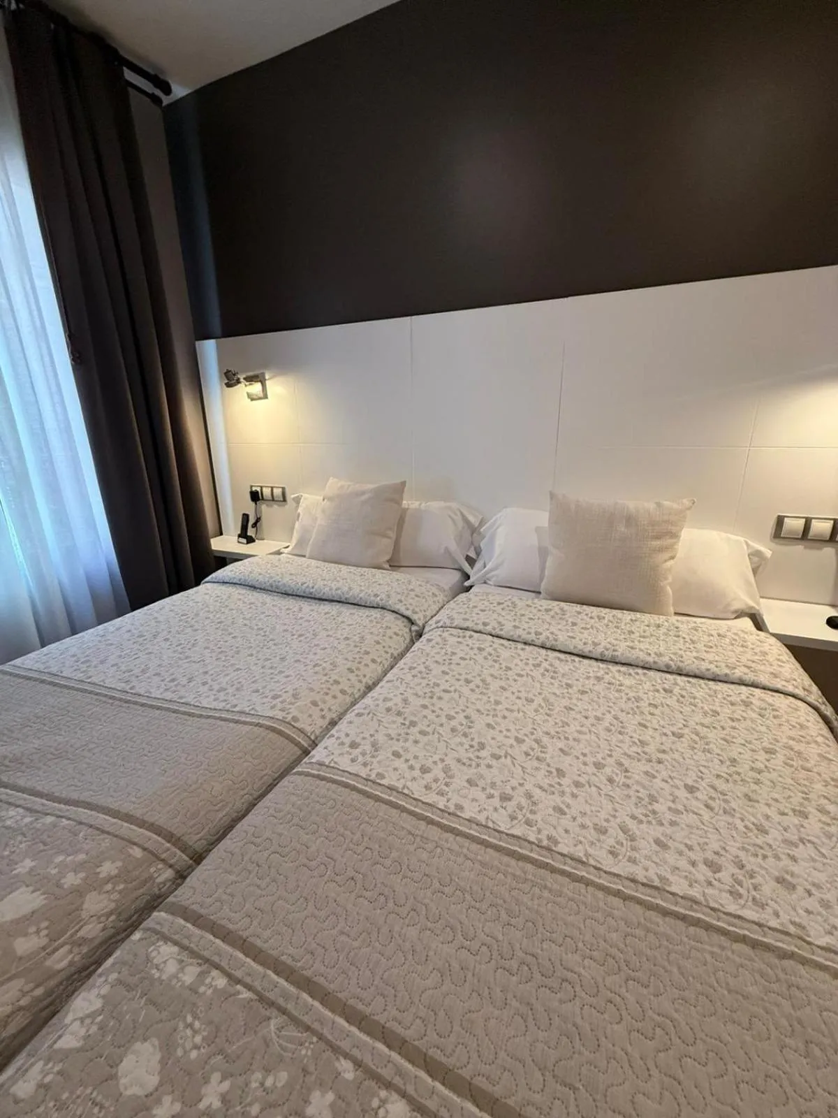 Bed in Hotel El Acebo