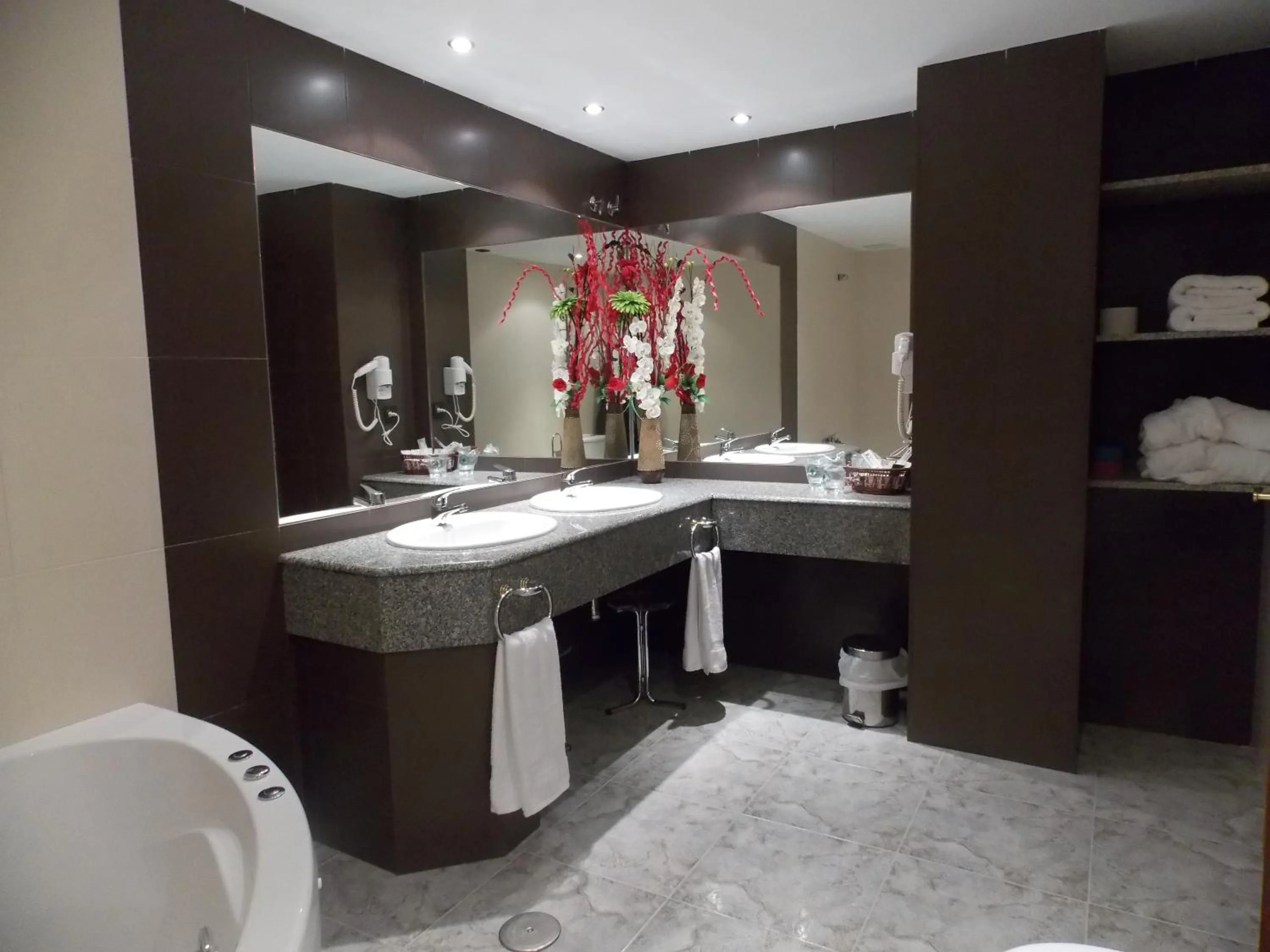 Bathroom in Hotel San Cristobal