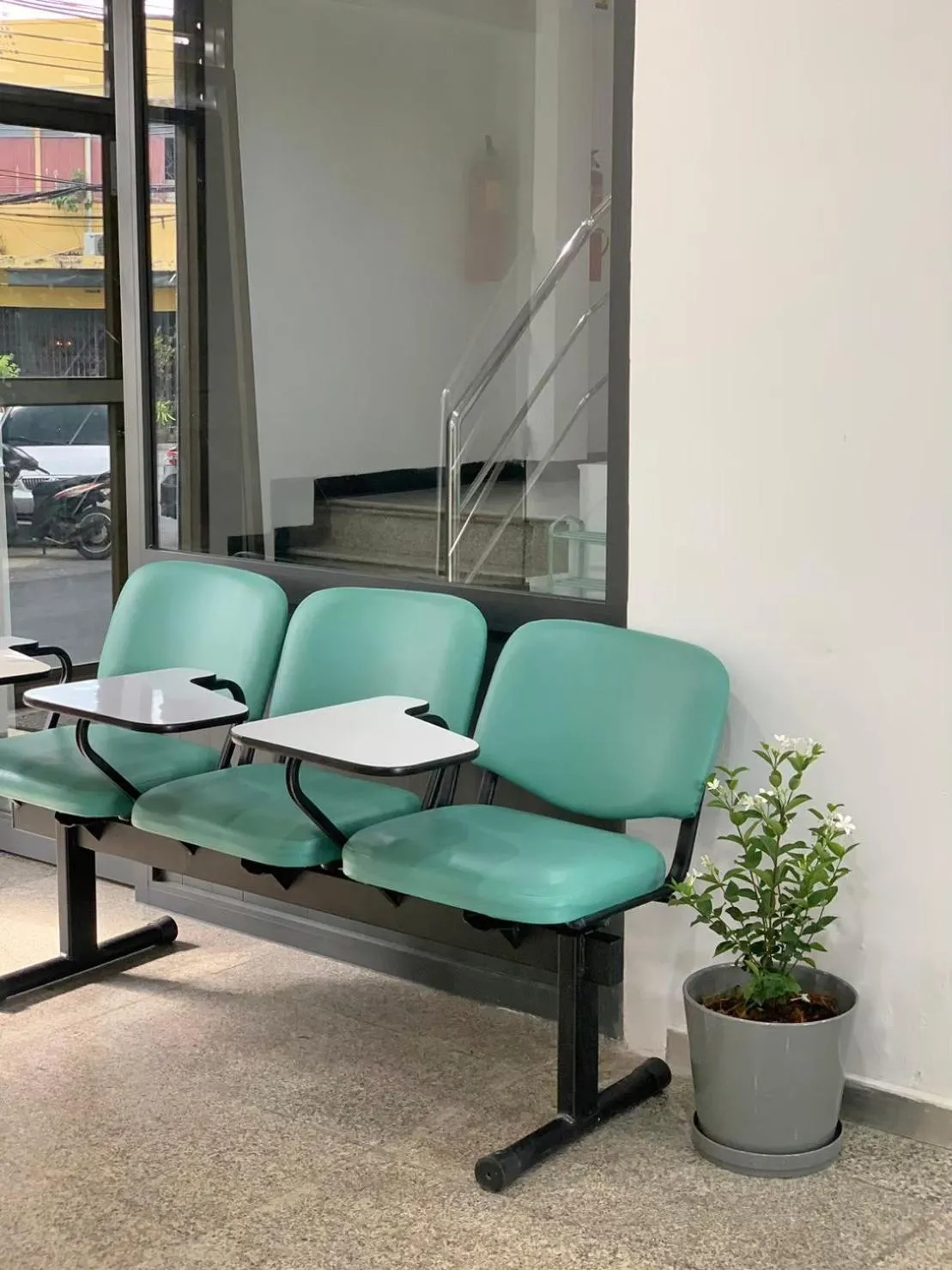 Communal lounge/ TV room in Marni BKK Hostel