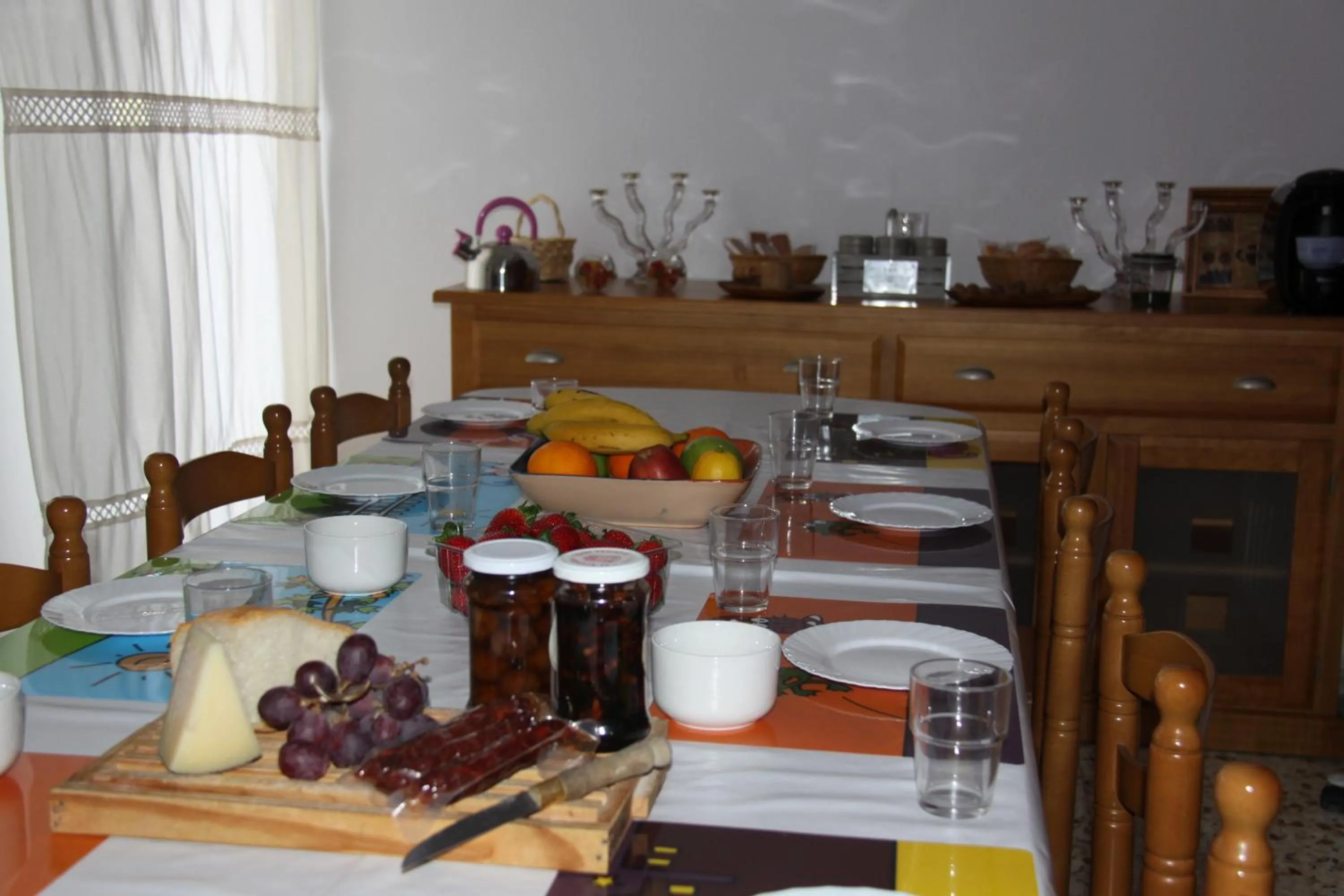 Communal lounge/ TV room in Venecia Bed&Breakfast