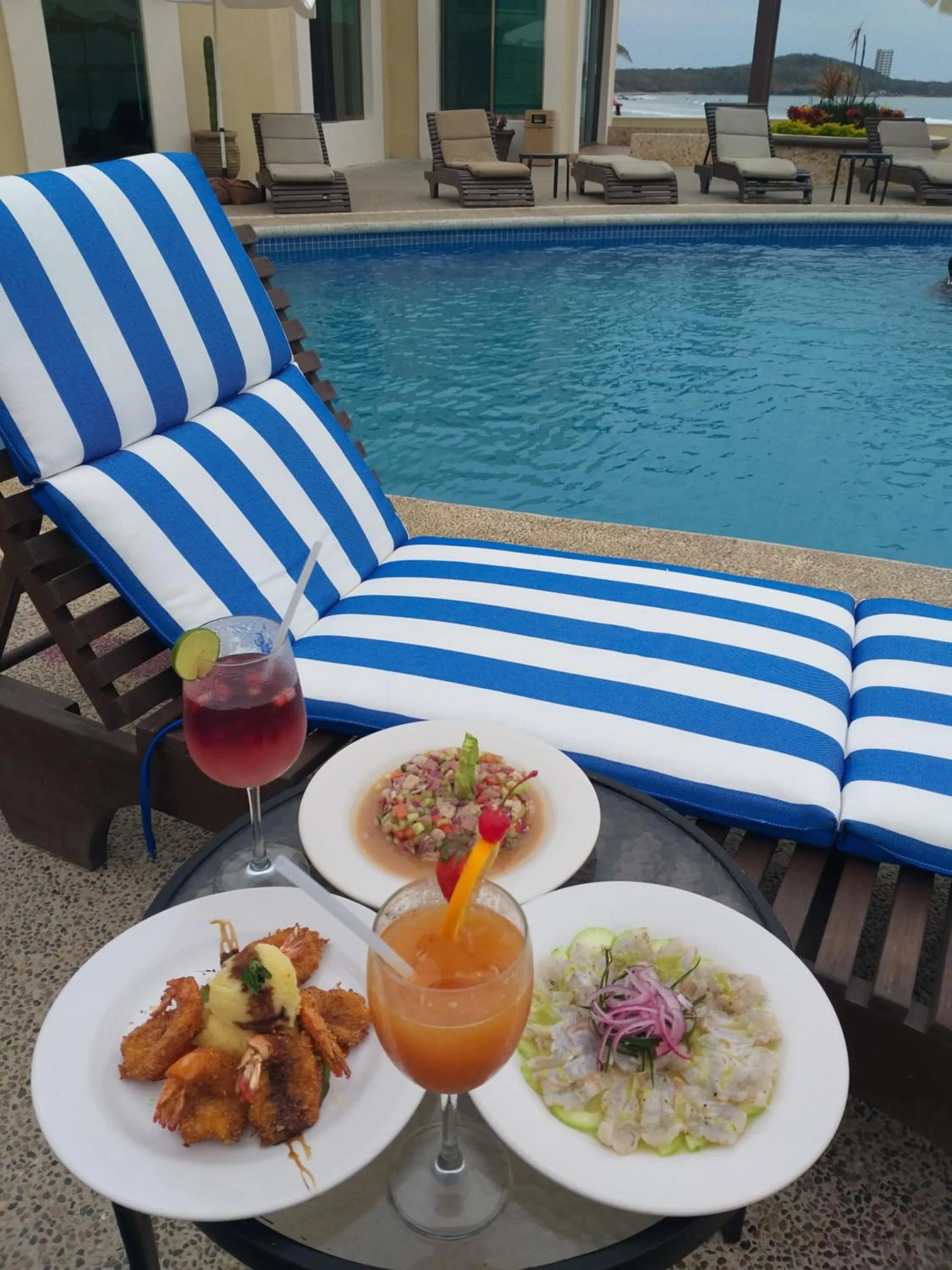 Food and drinks in Diamond Bay