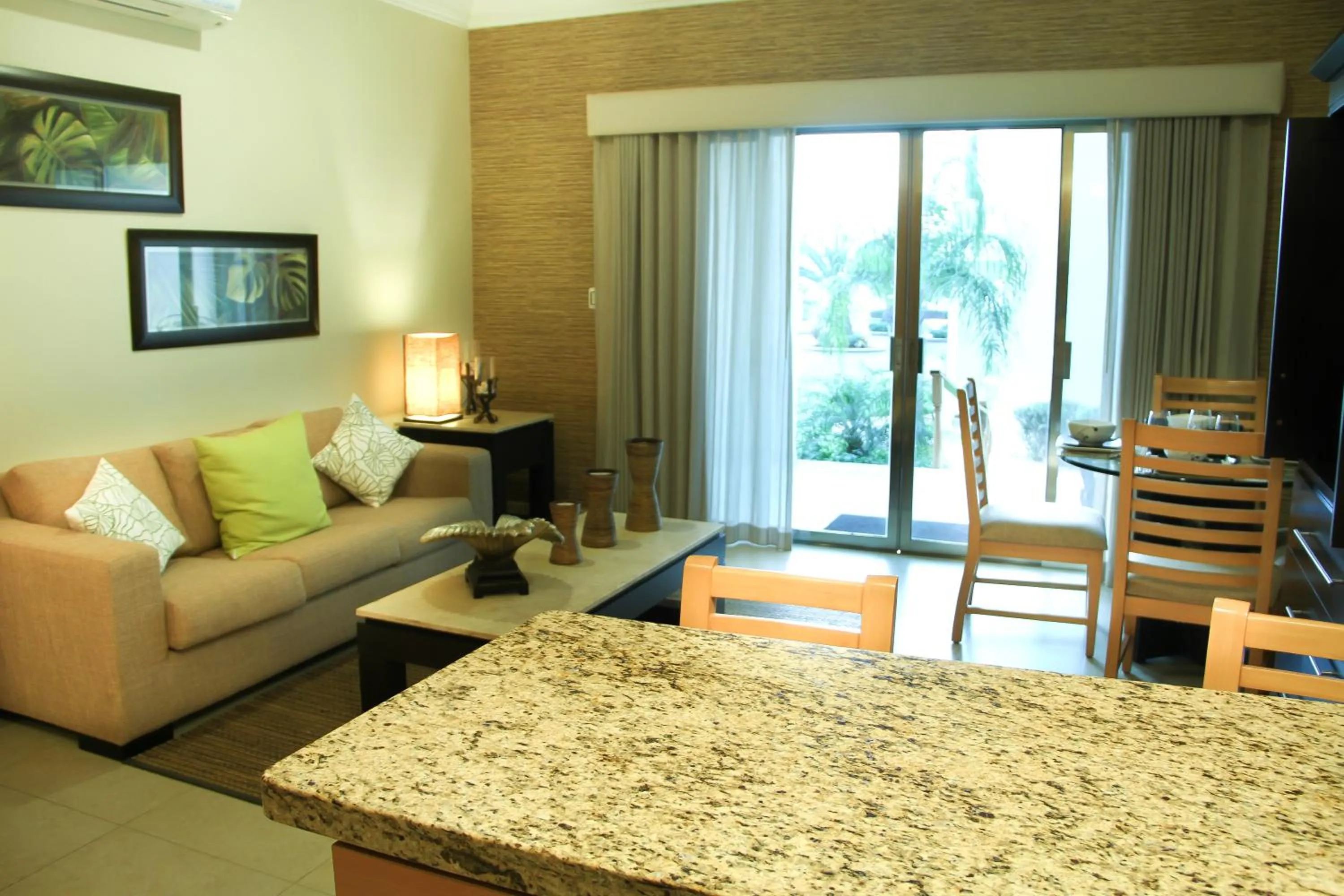 Living room in Diamond Bay