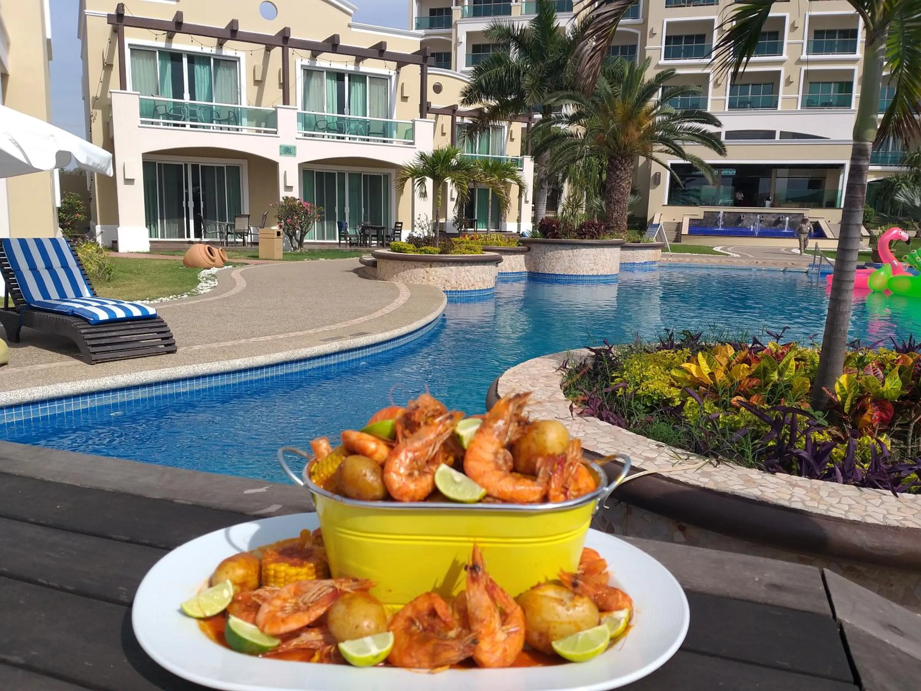 Food and drinks in Diamond Bay