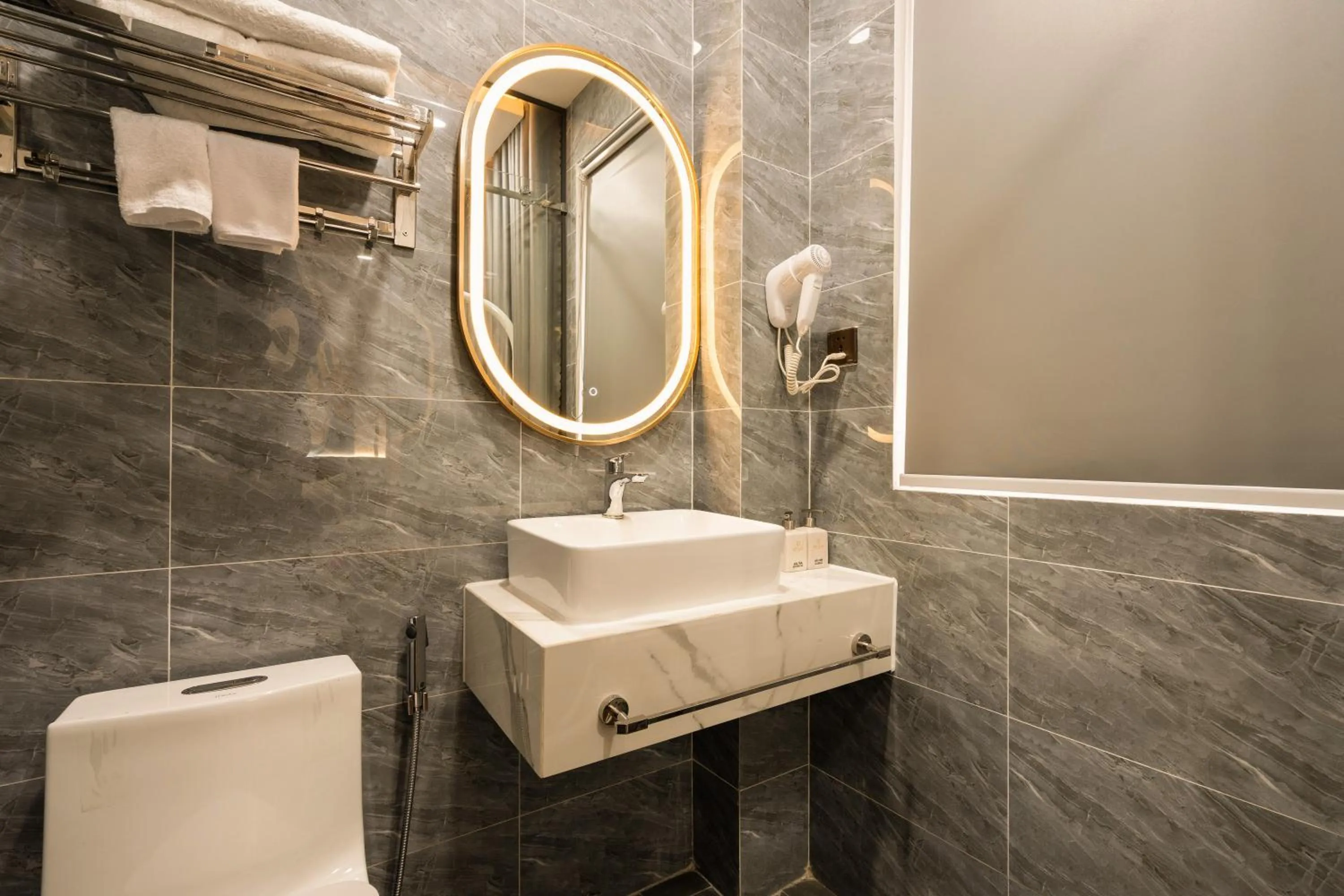 Toilet in MICASA HOTEL